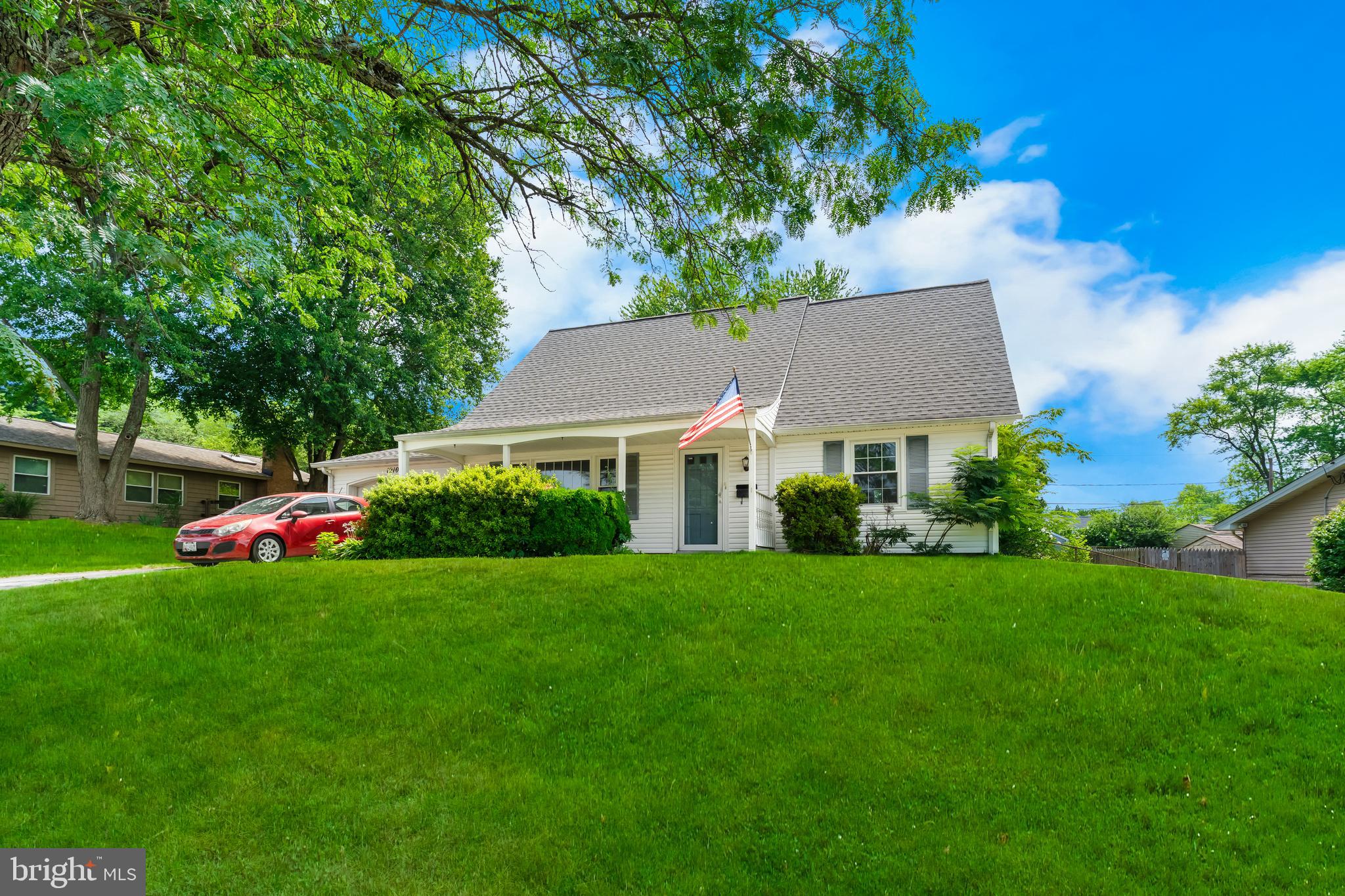 FOXHILL AT BELAIR - Residential