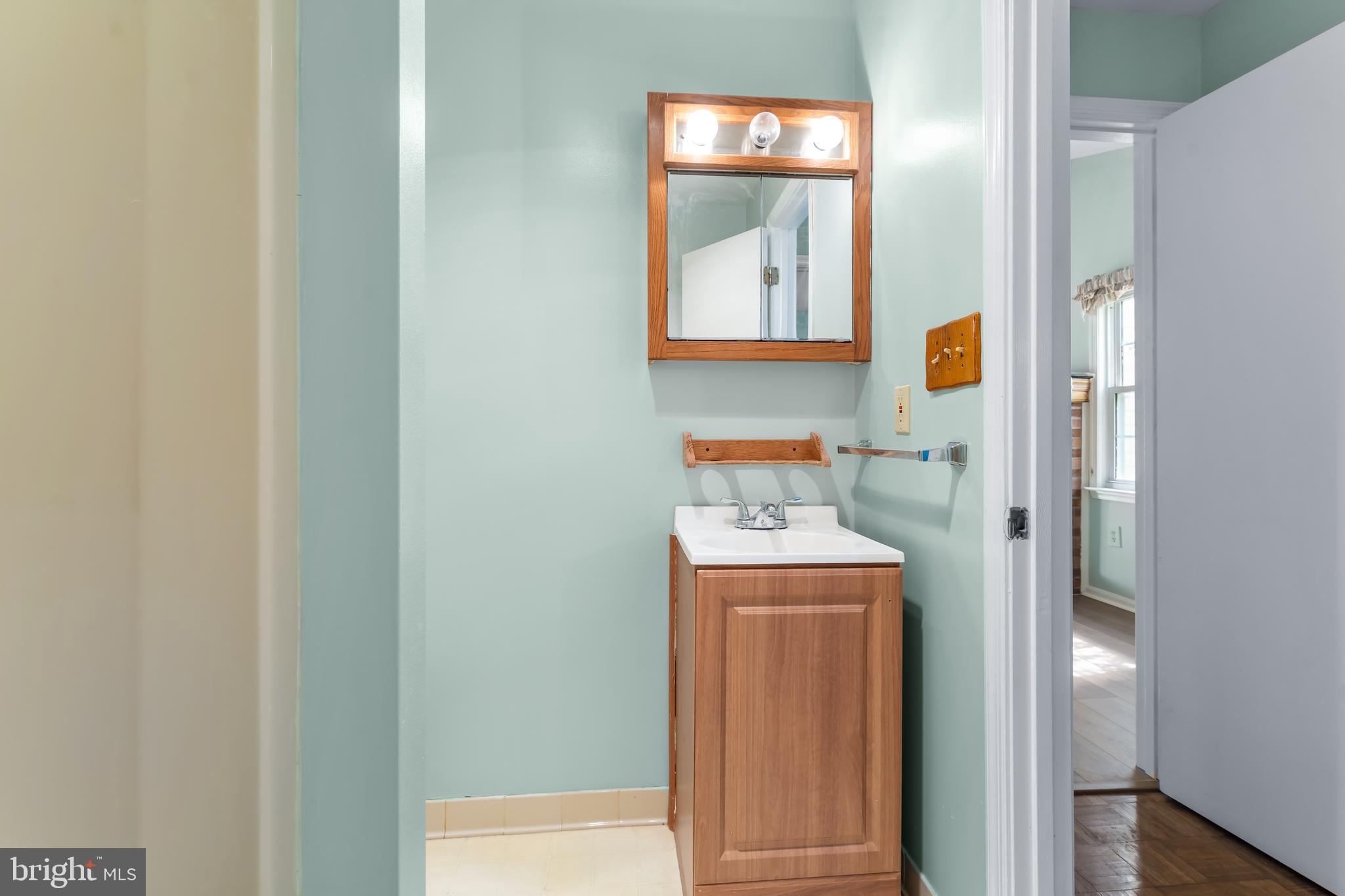 FOXHILL AT BELAIR - Residential
