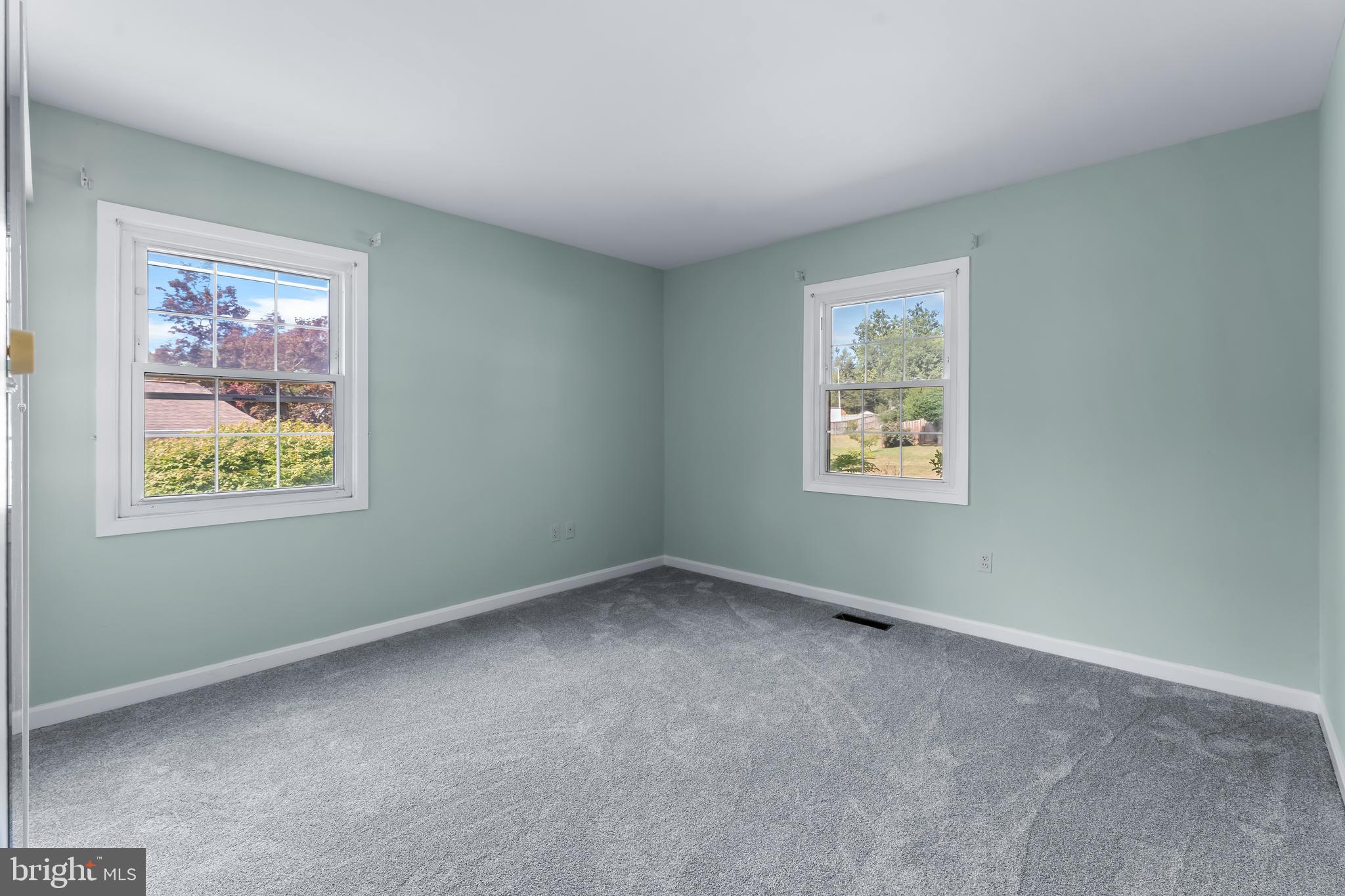 FOXHILL AT BELAIR - Residential