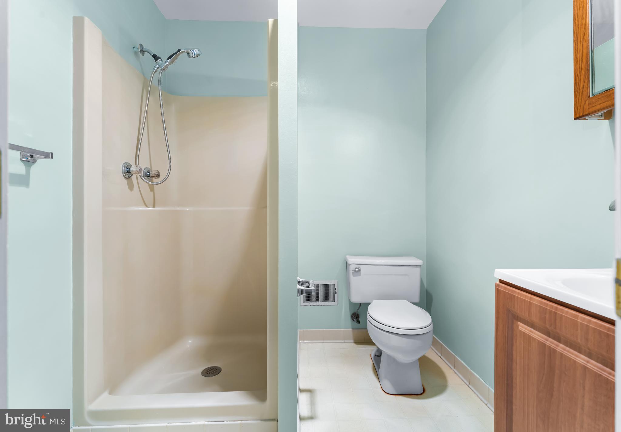 FOXHILL AT BELAIR - Residential