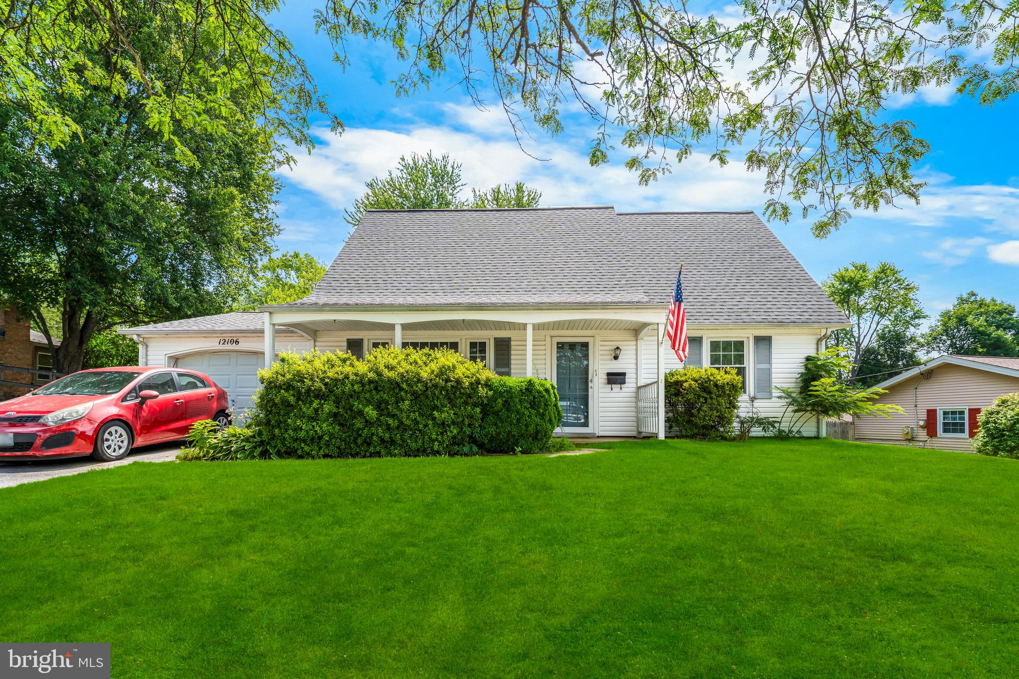 FOXHILL AT BELAIR - Residential
