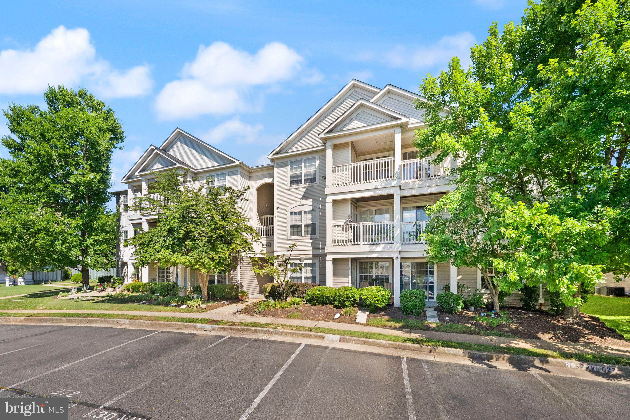 STRATFORD CONDOS - Residential