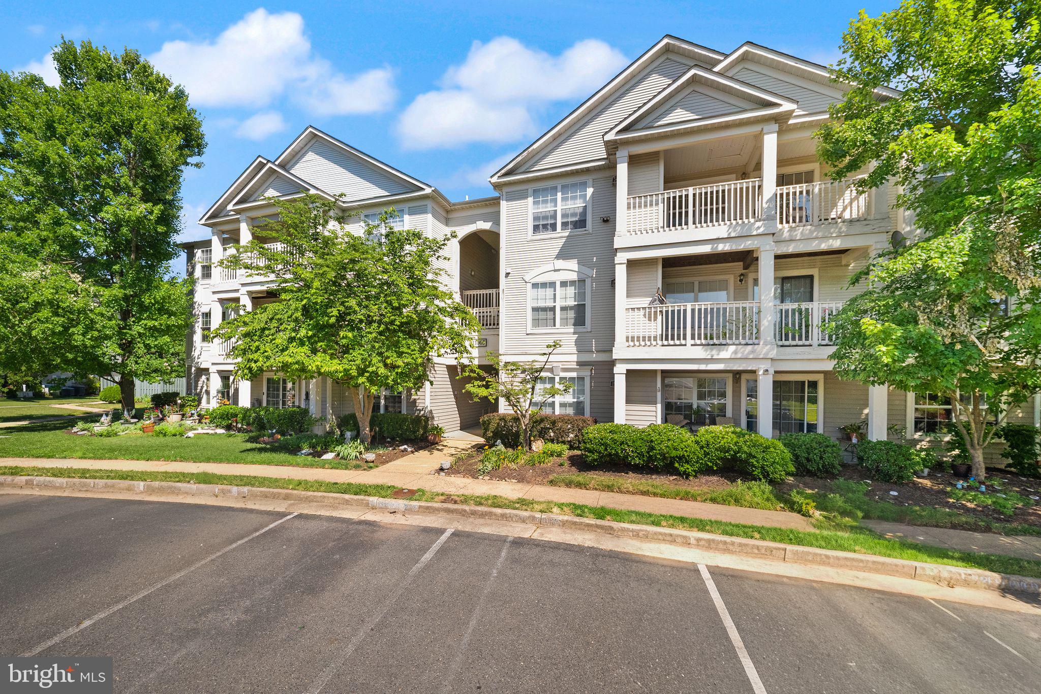 STRATFORD CONDOS - Residential