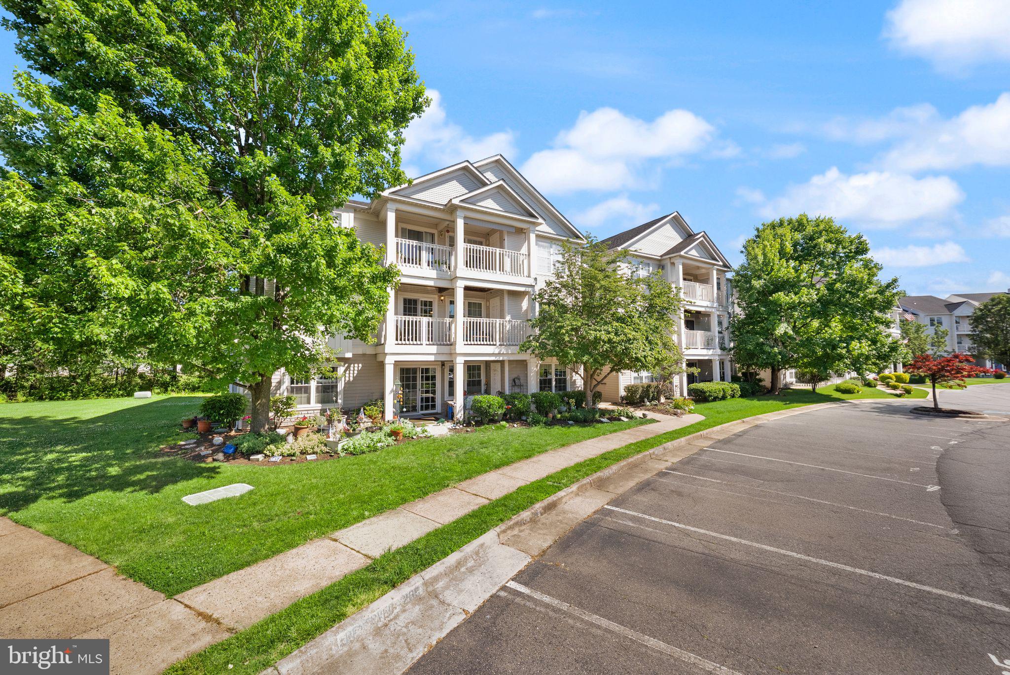 STRATFORD CONDOS - Residential