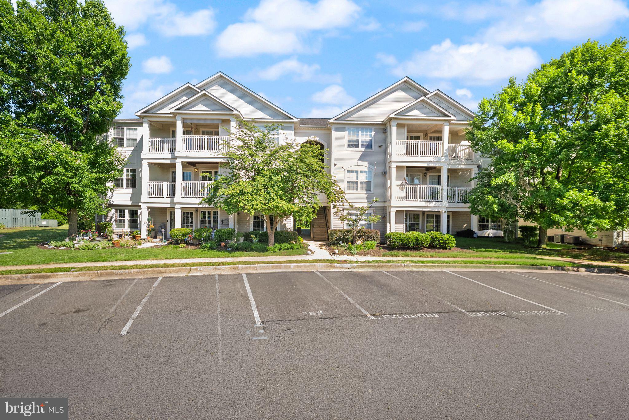 STRATFORD CONDOS - Residential