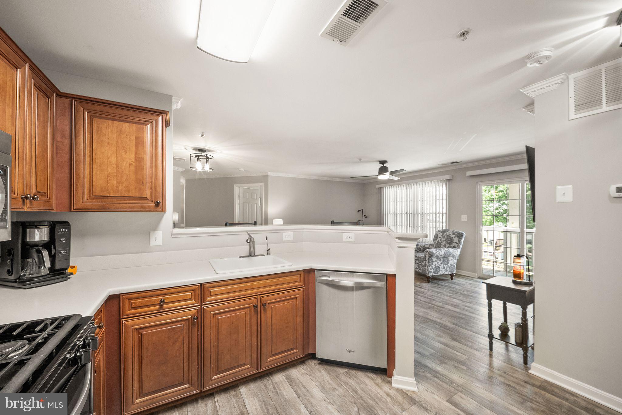 STRATFORD CONDOS - Residential