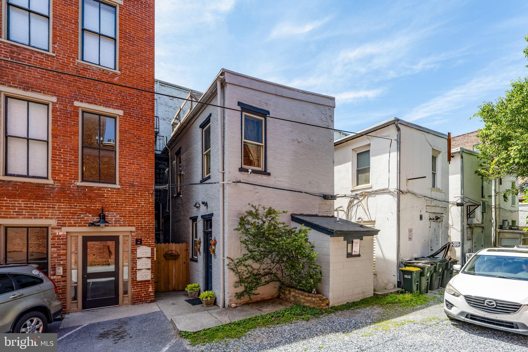 LANCASTER - Residential