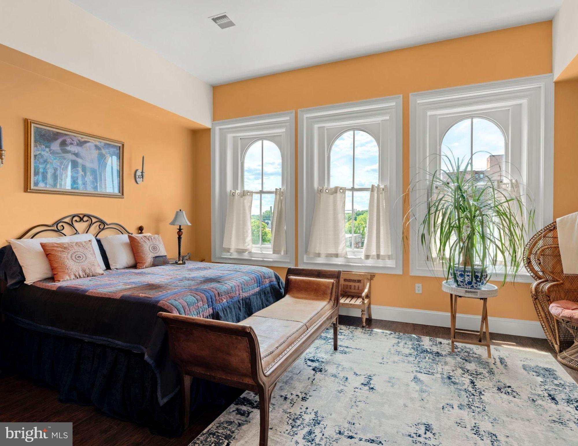 LANCASTER - Residential