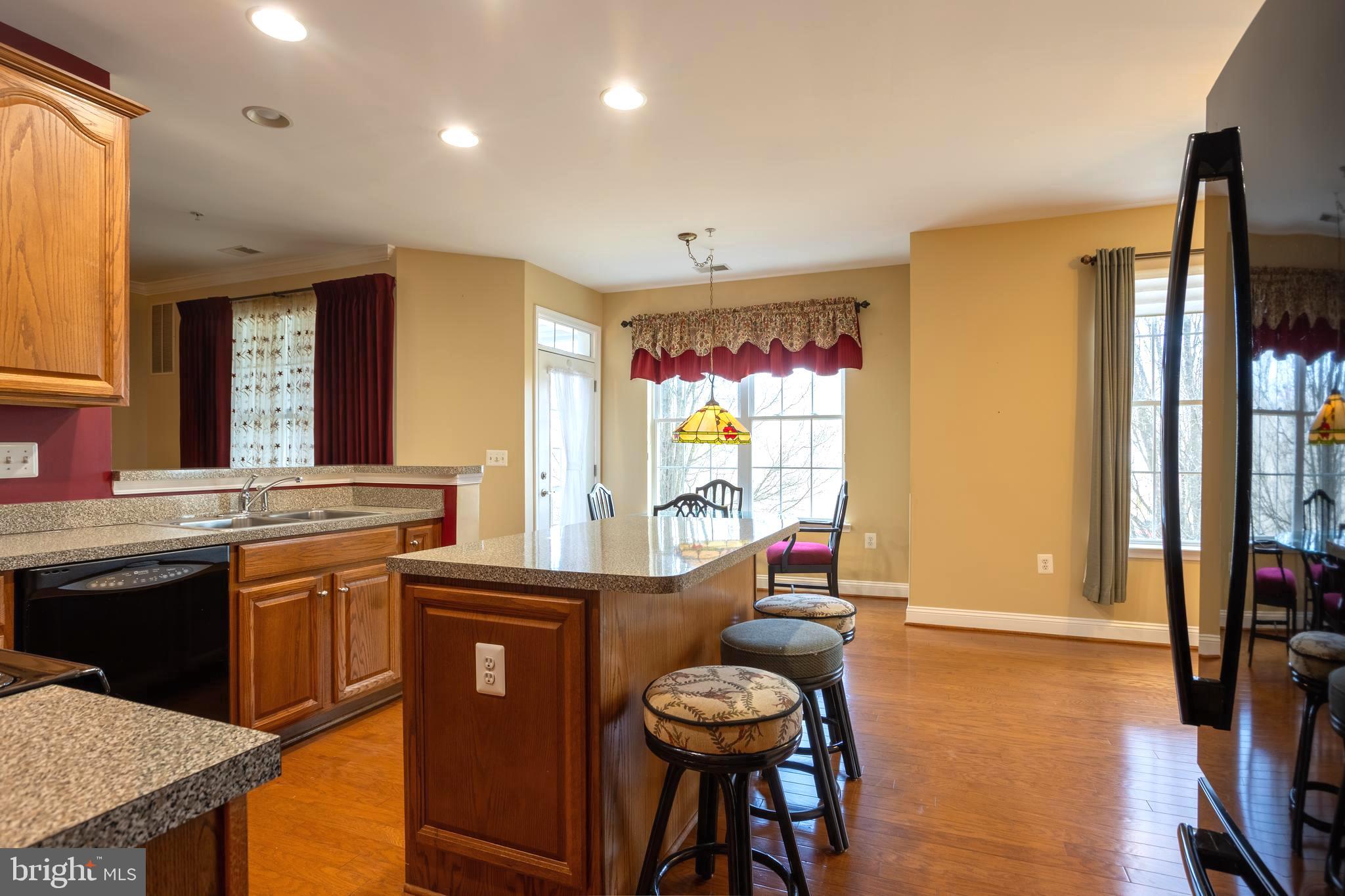 EMERALD HILLS - Residential