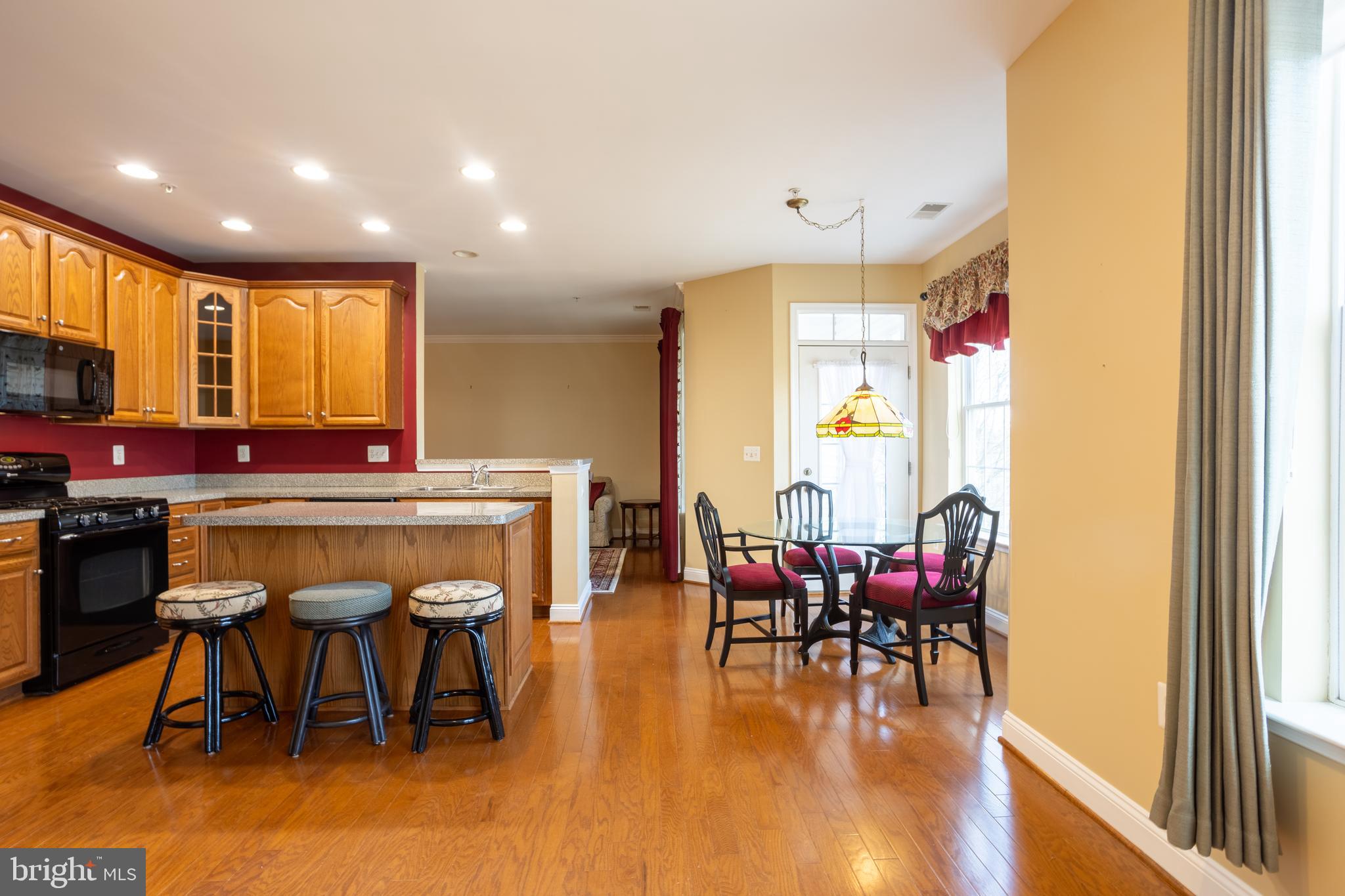 EMERALD HILLS - Residential