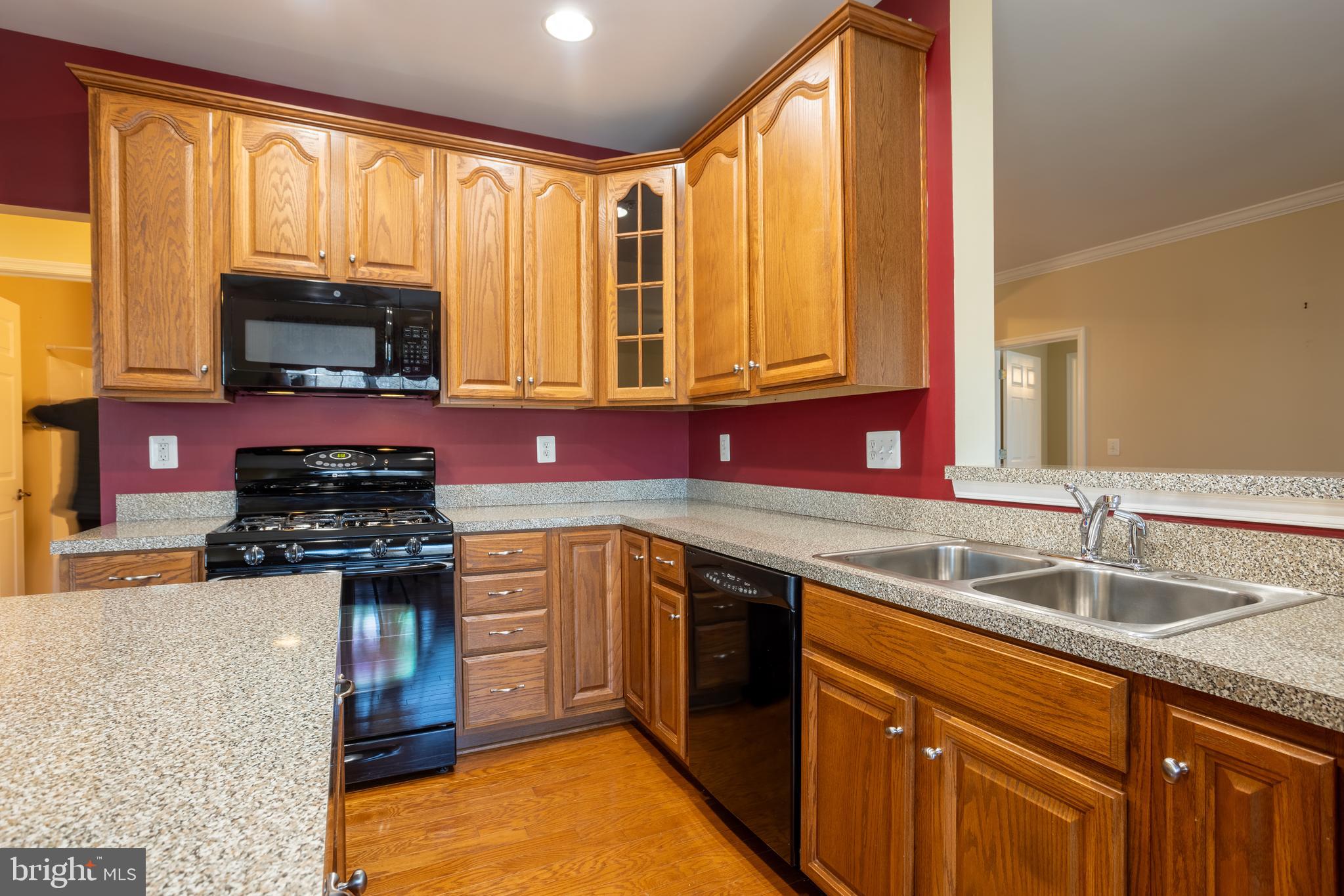 EMERALD HILLS - Residential