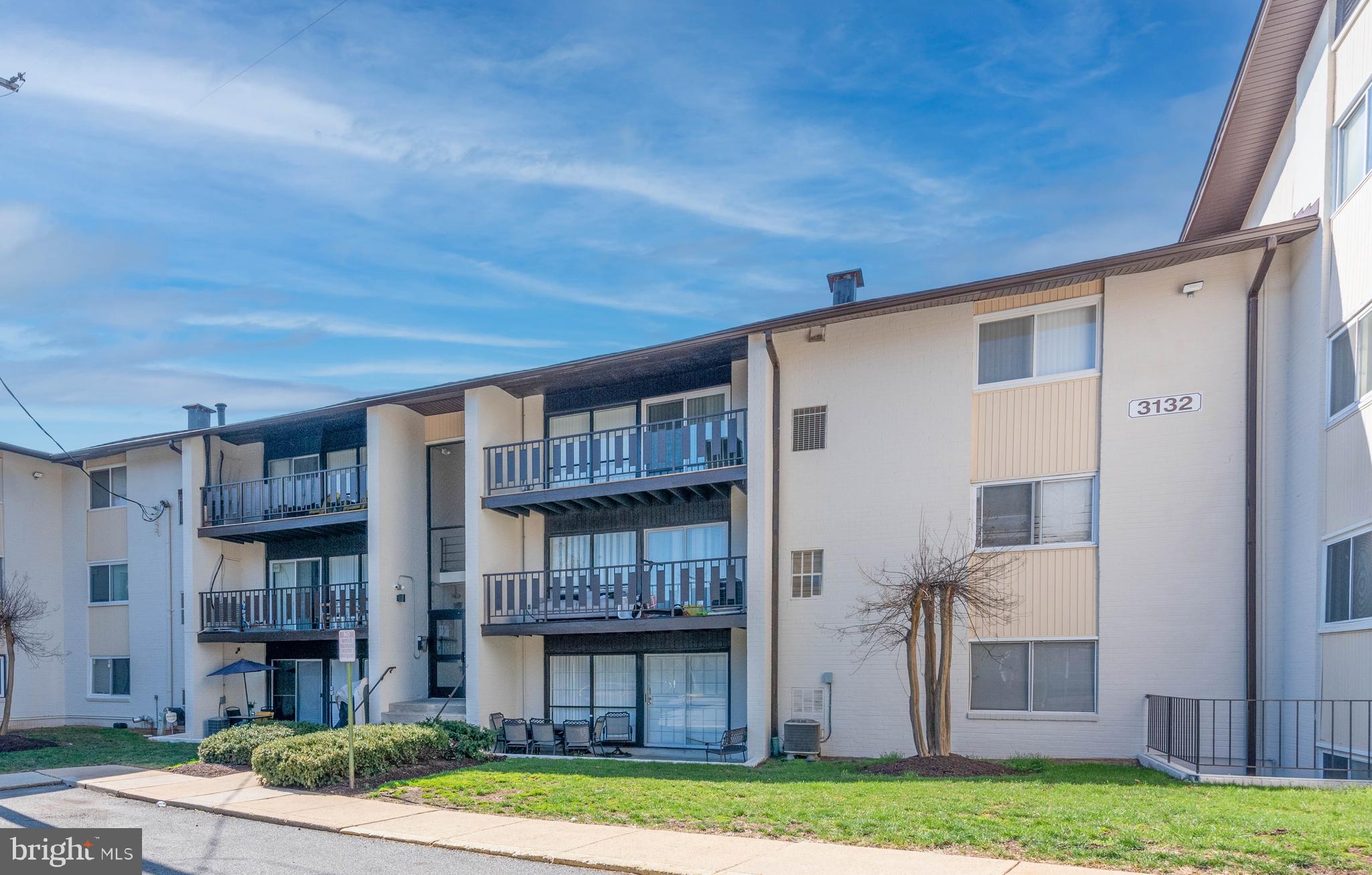 HUNTCREST CONDOMINIUM - Residential