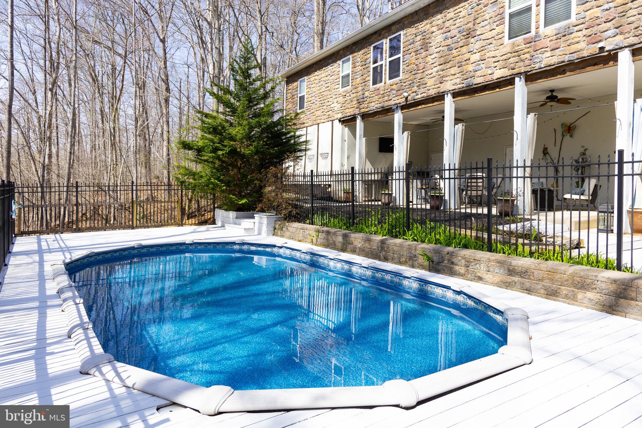 CAMELOT-BROOK HAVEN - Residential