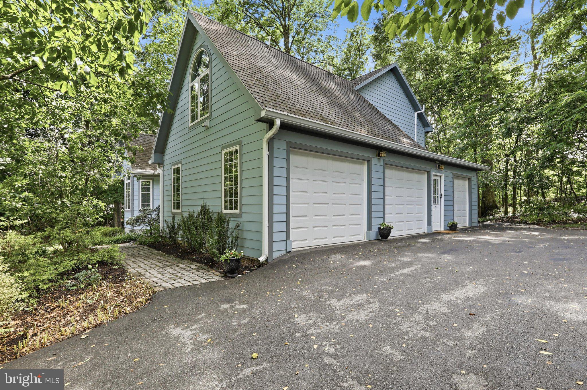 CRESS CREEK - Residential