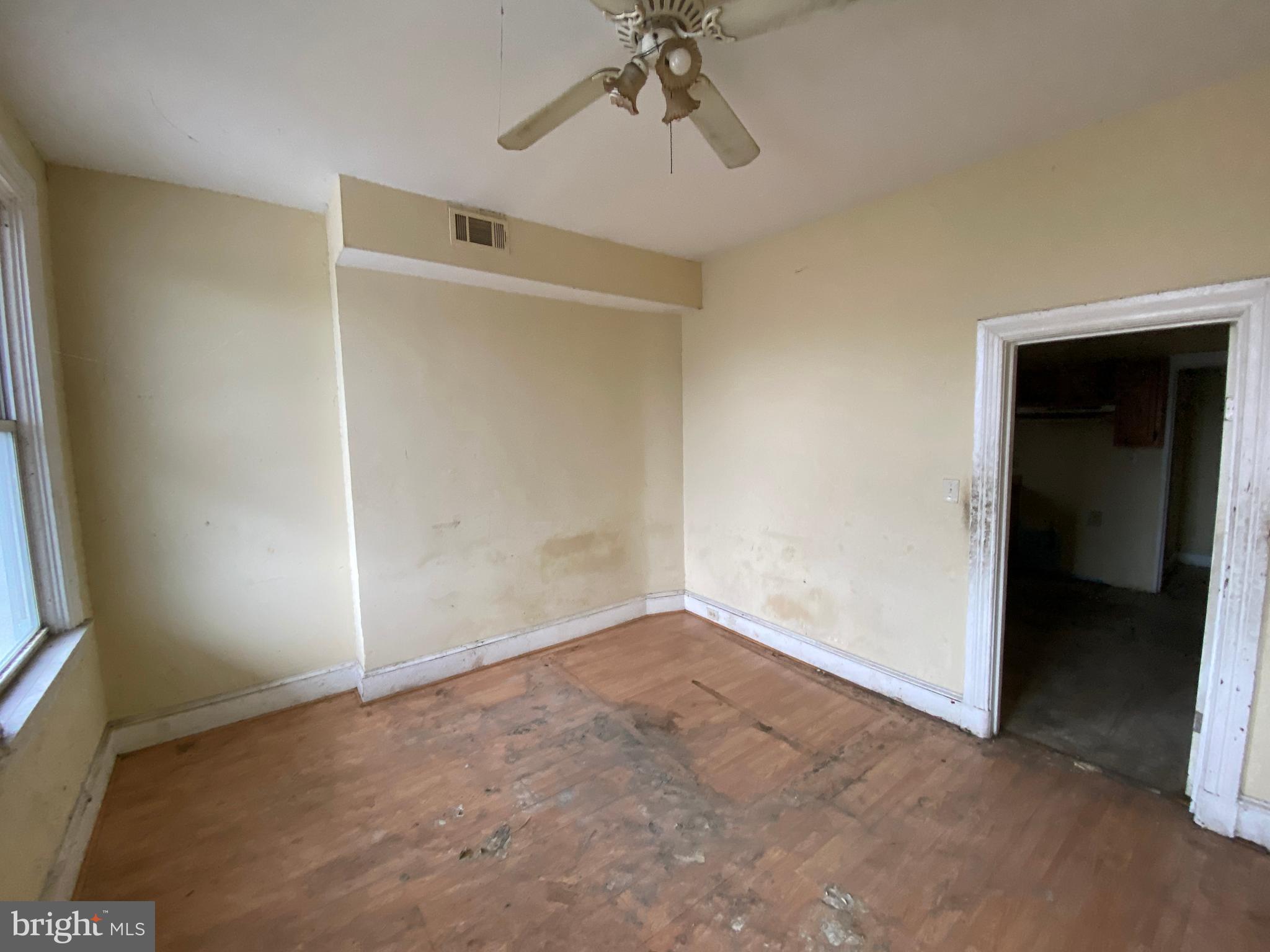 CHARLES VILLAGE - Commercial Sale