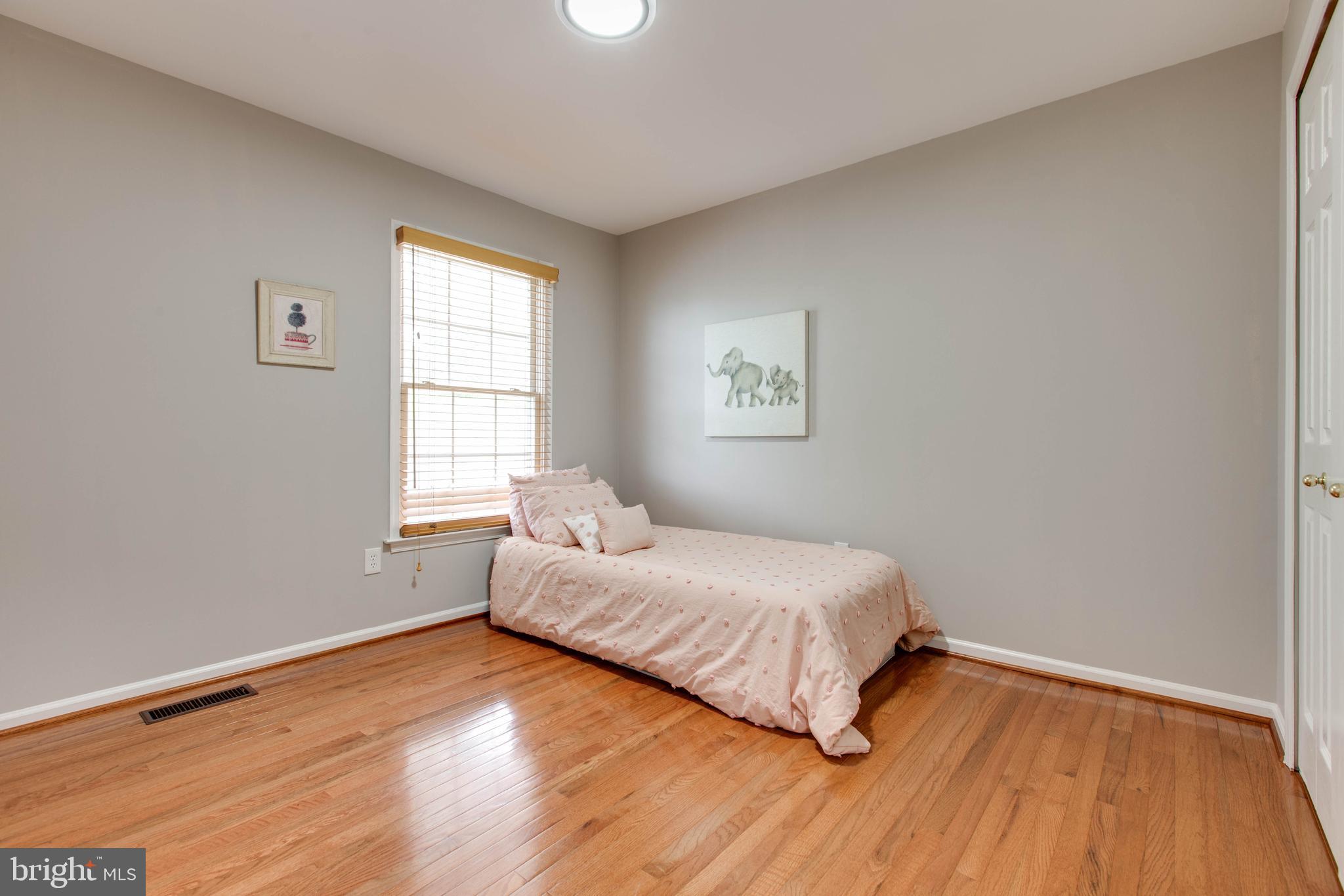 DORSEY SEARCH - Residential