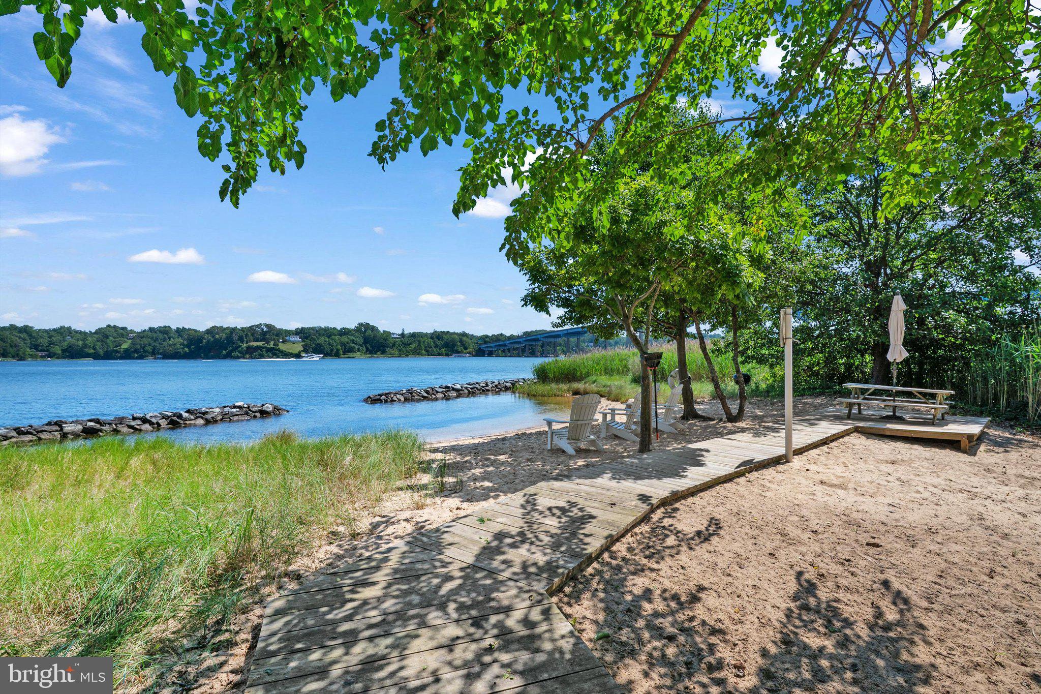 LINDAMOOR ON THE SEVERN - Residential