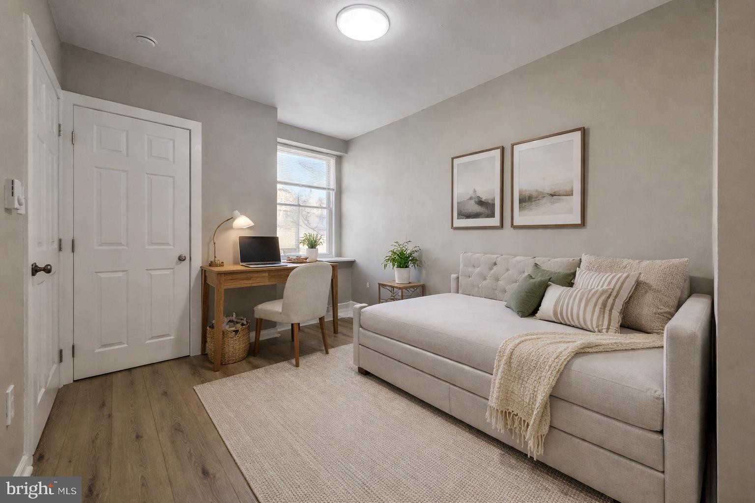 PORT RICHMOND - Residential