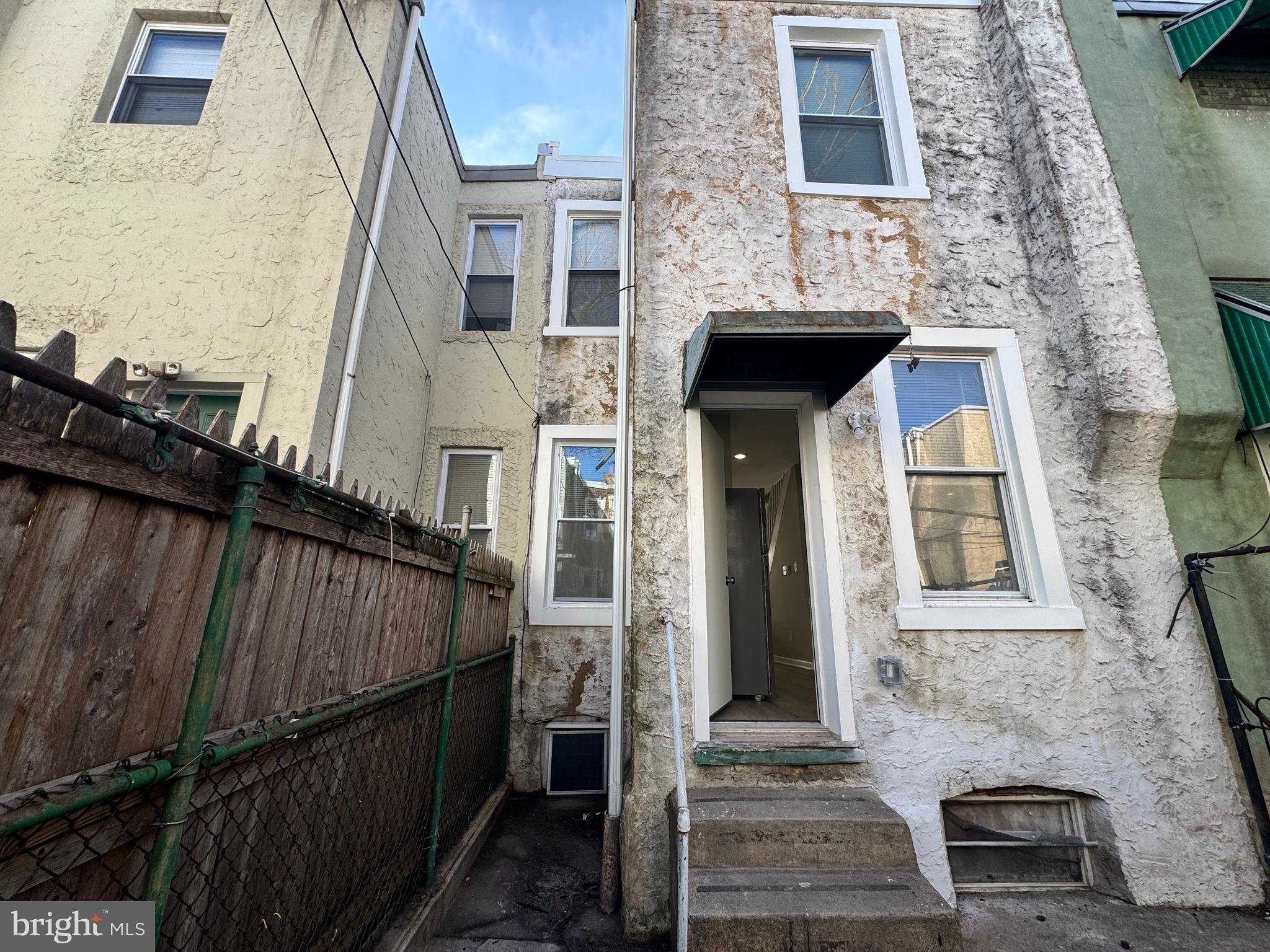 PORT RICHMOND - Residential