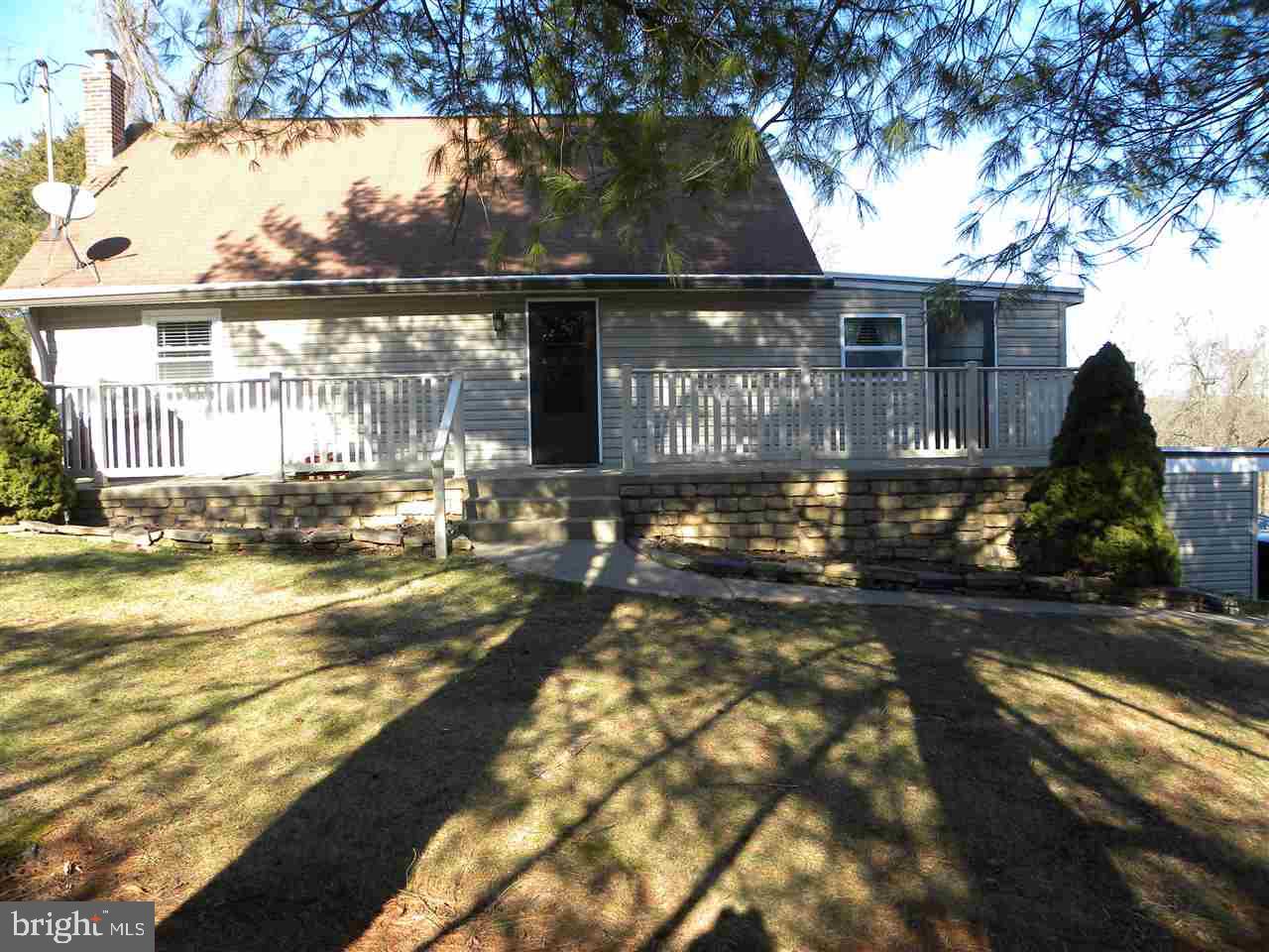 Very nicely remodeled home on 3/4 acre with new flooring, windows, kitchen appliances, Roxul insulation, 200 amp electric service, roof 10 years old.  Home warranty included.  New radon system and new UV system installed after home inspection.  Septic & well inspected as well.  Low taxes.