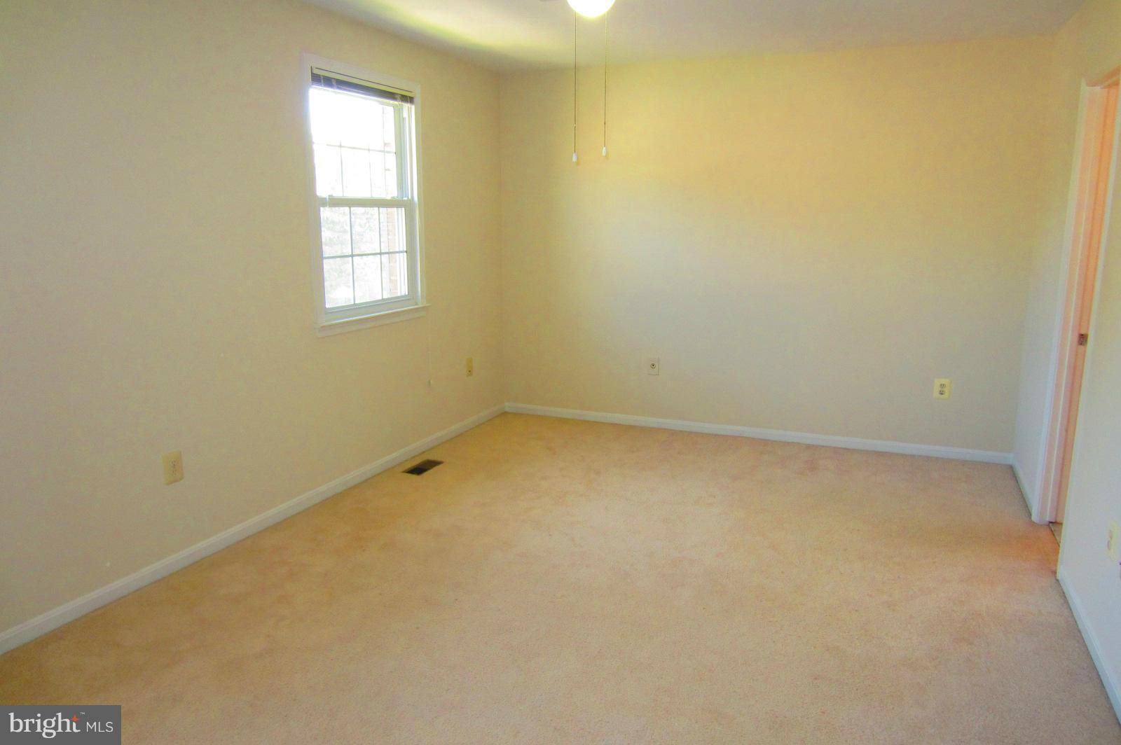 LAKEPOINTE - Residential Lease