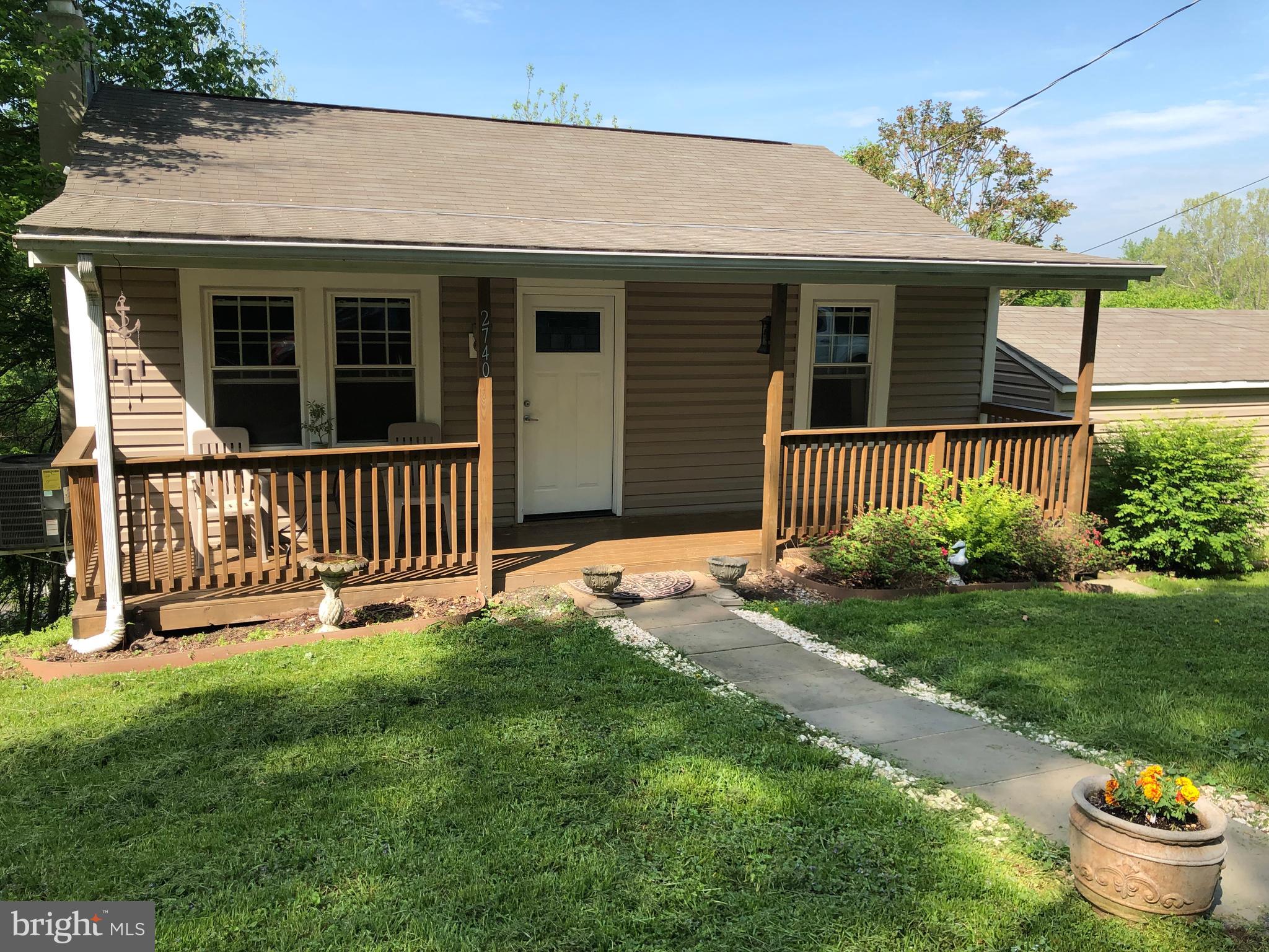 PRICE REDUCEDMove in ready.  Only 5 minute drive to the MARC train .  Short walk to Lander boat ramp and C&O trail.  This updated 3 bed 2 bath rancher is located near the Potomac River and the C&O Canal. Wonderful kitchen with granite countertops and stainless steel appliances. The roof, HVAC system, windows and siding were installed in 2013. The perfect starter home!