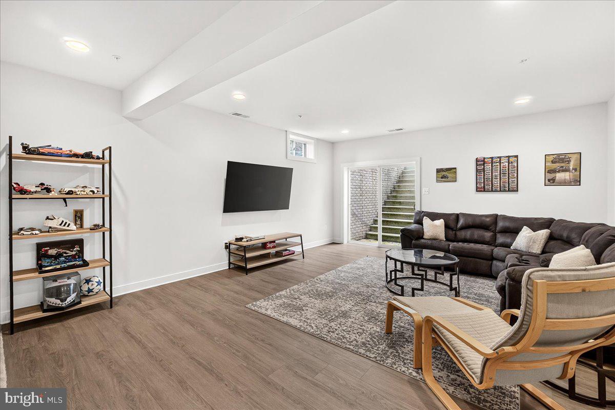ROSEHAVEN - Residential