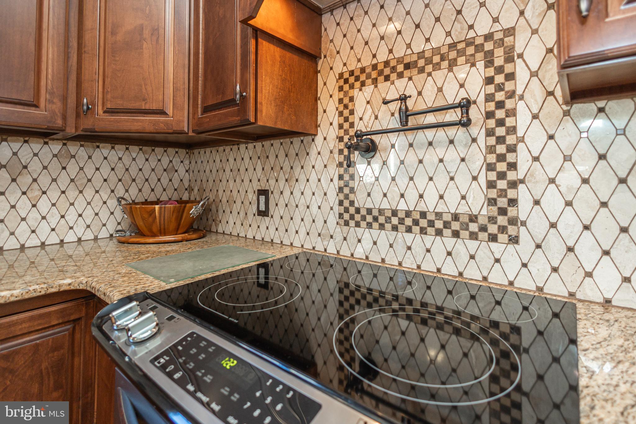BRIDLE ESTATES - Residential