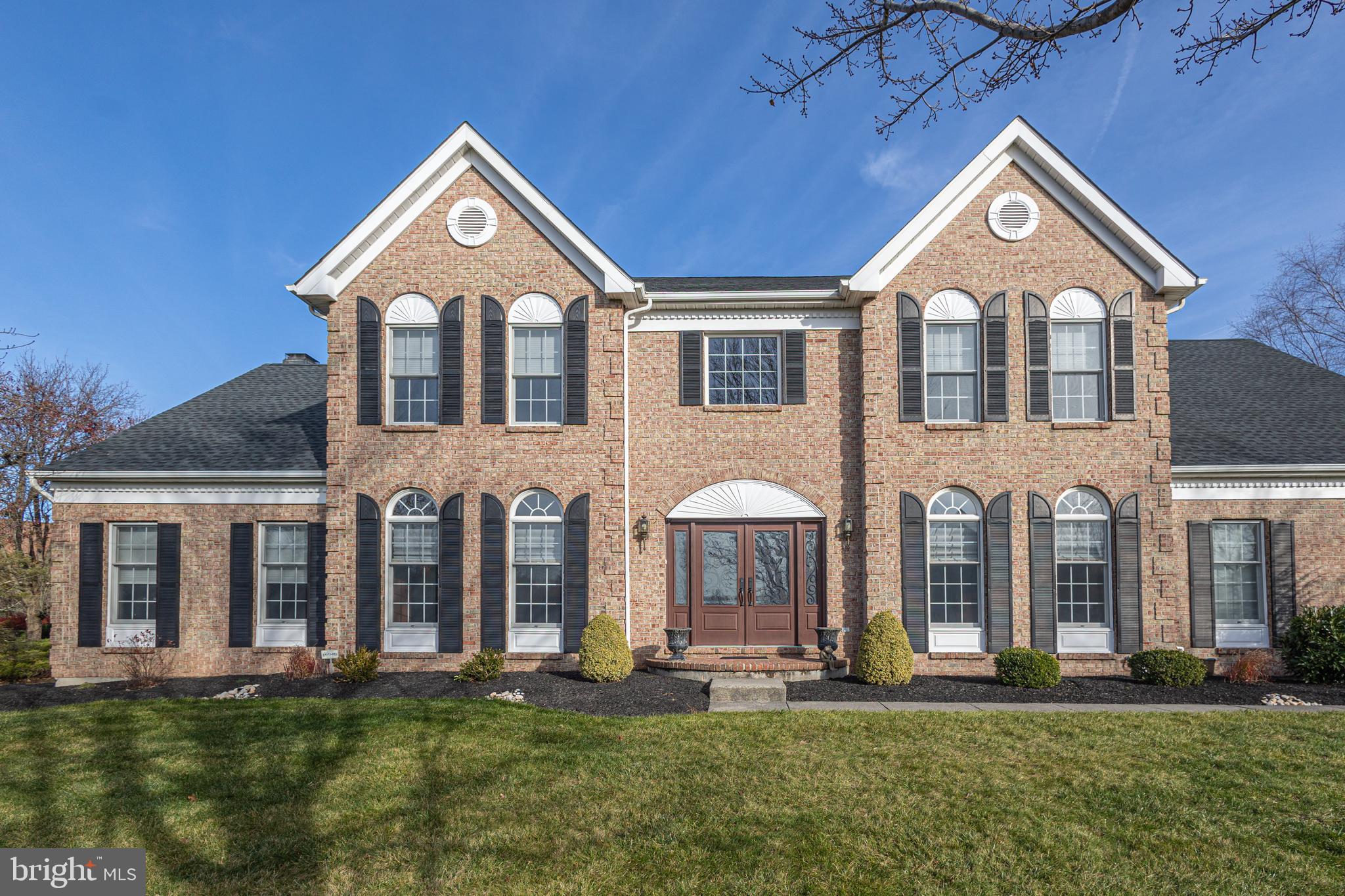 BRIDLE ESTATES - Residential