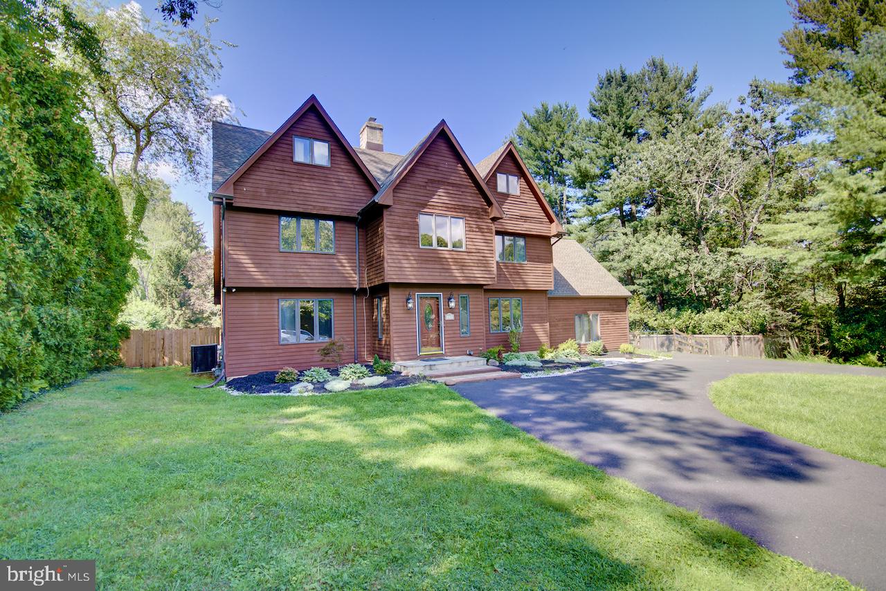 FAIRFIELD TERRACE - Residential