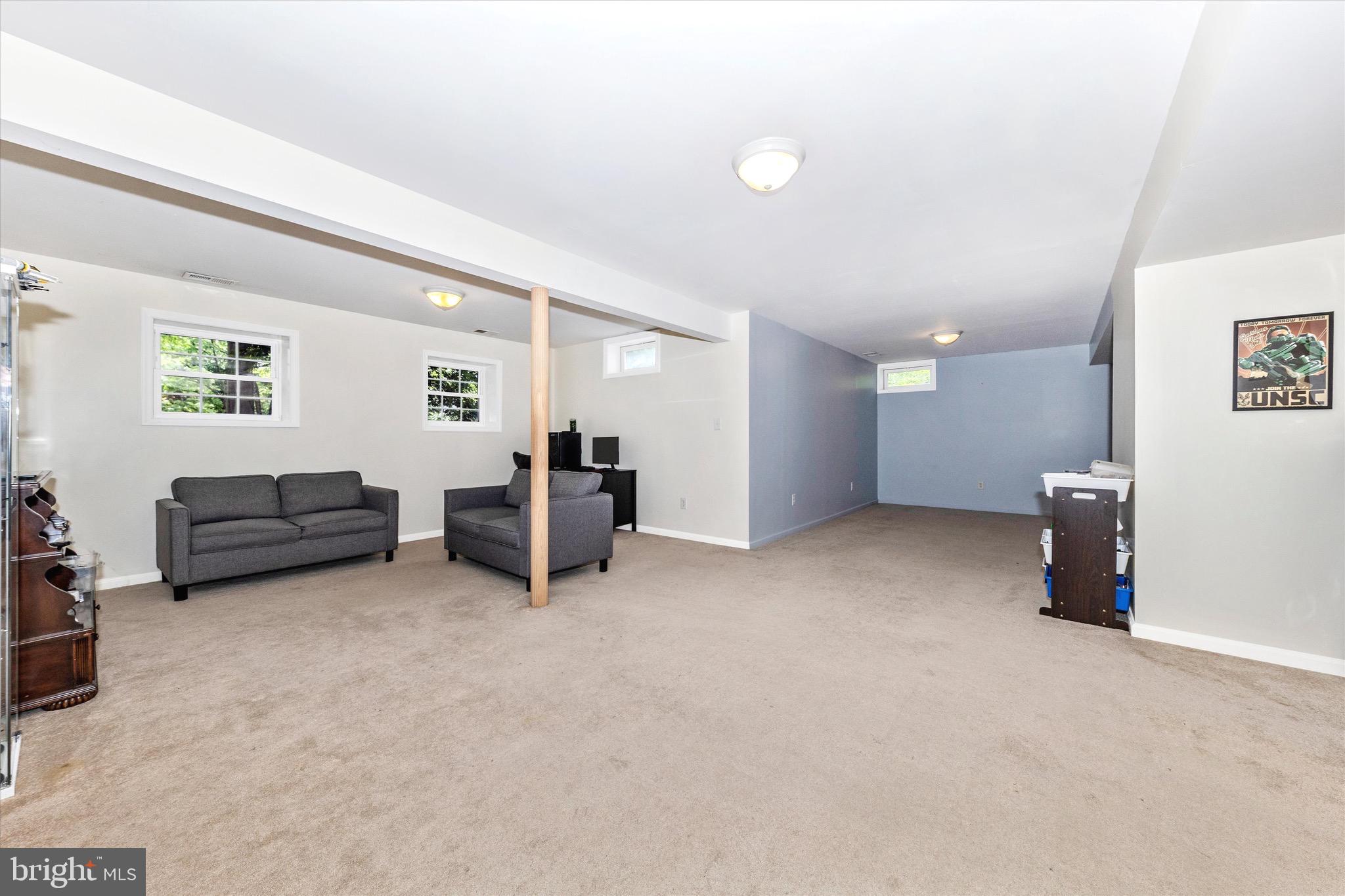 HUNTERS RUN - Residential