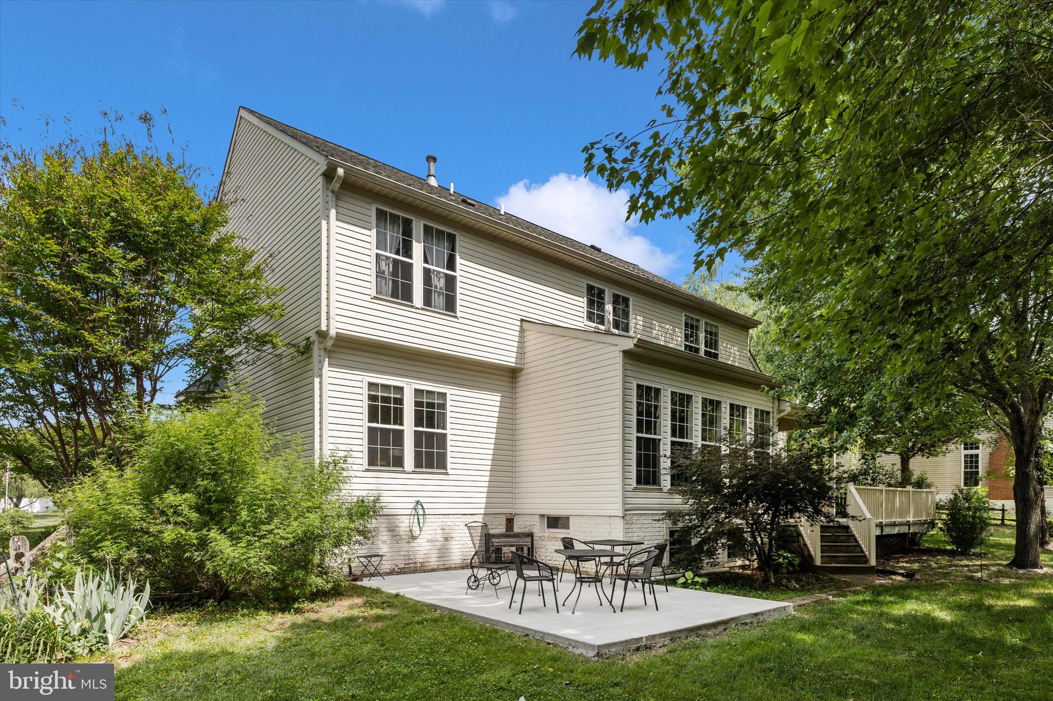 HUNTERS RUN - Residential