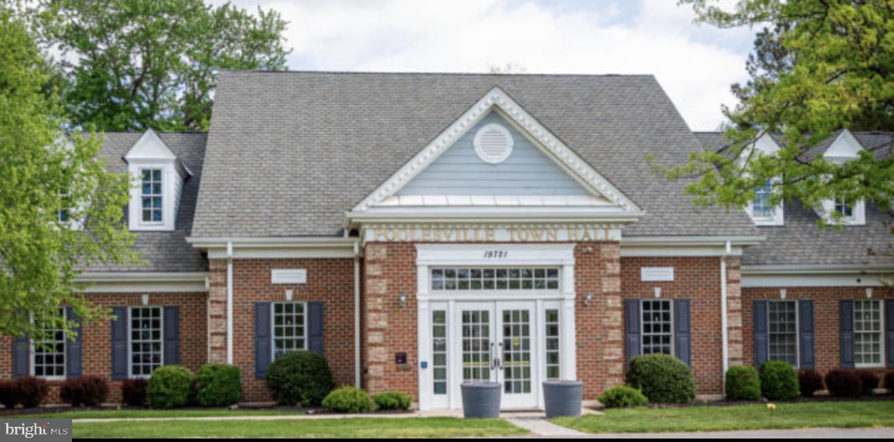 HUNTERS RUN - Residential
