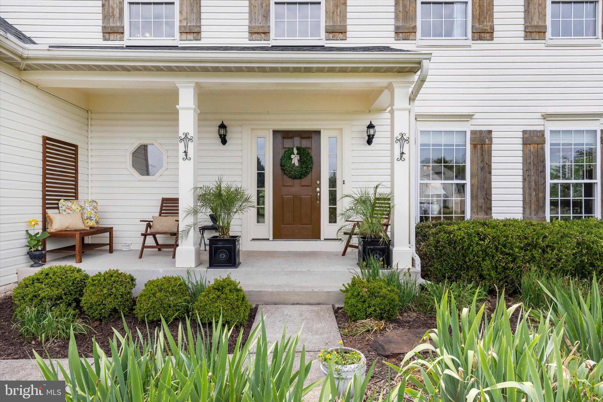 HUNTERS RUN - Residential