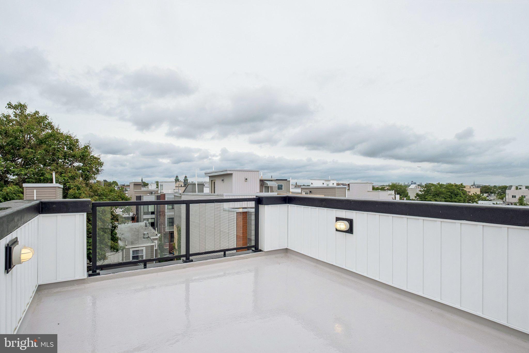 POINT BREEZE - Residential