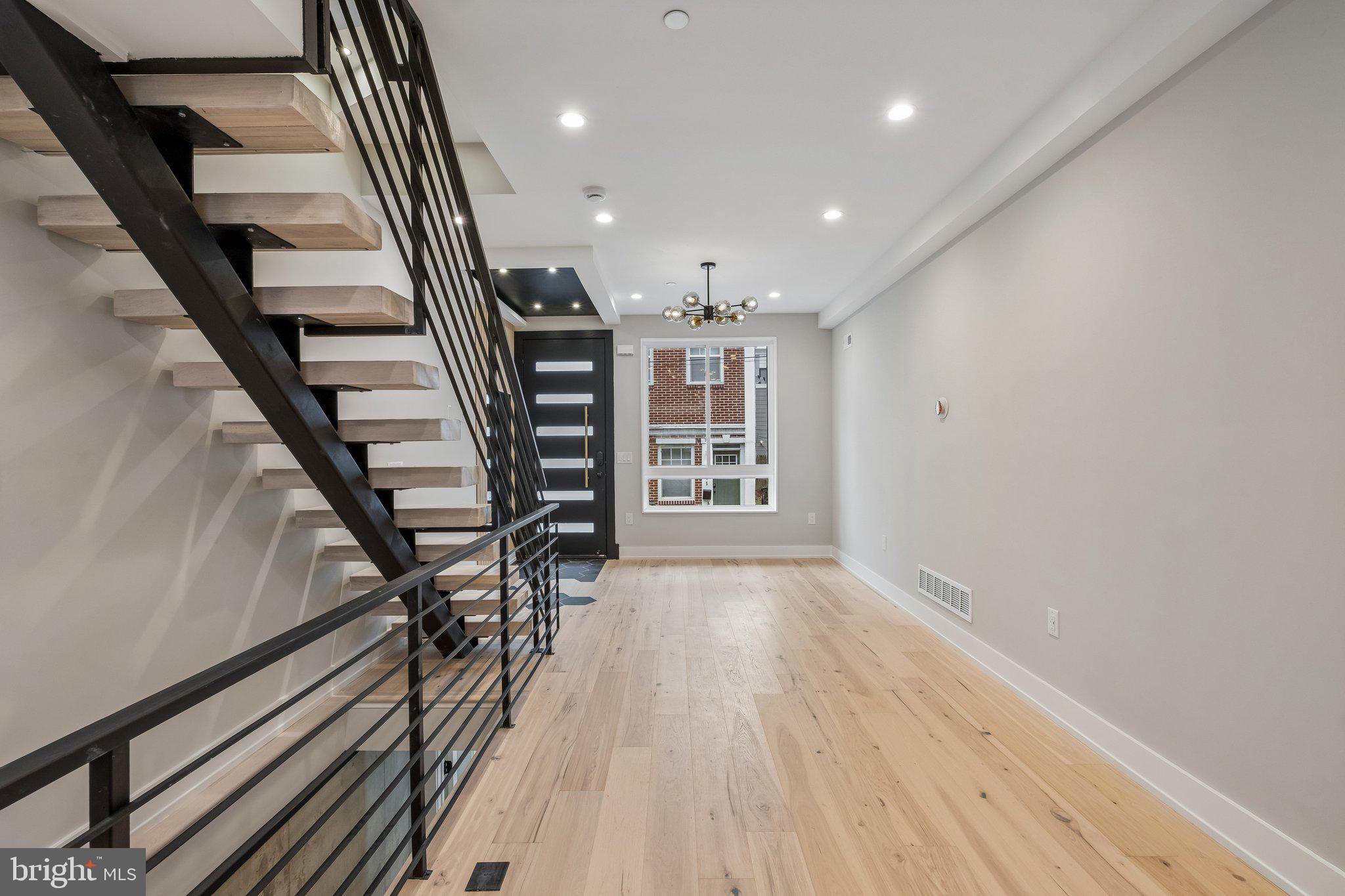 POINT BREEZE - Residential