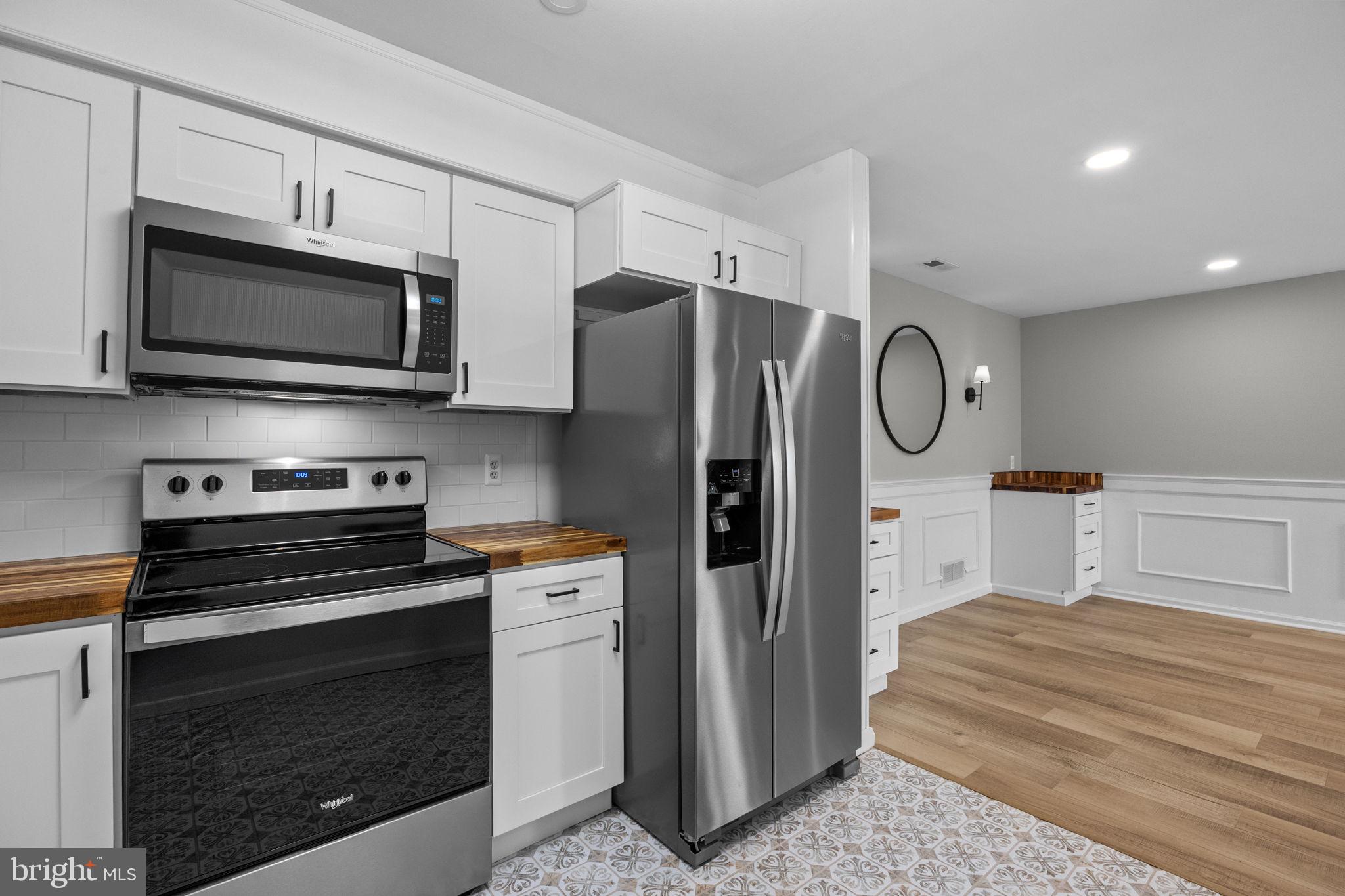 CRESTWOOD CONDO - Residential Lease