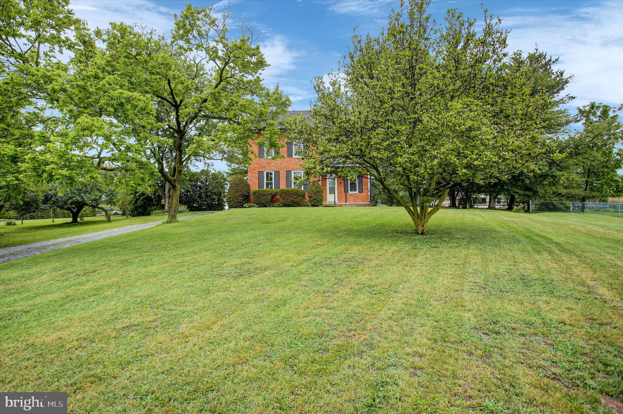 BROOKSIDE - Residential