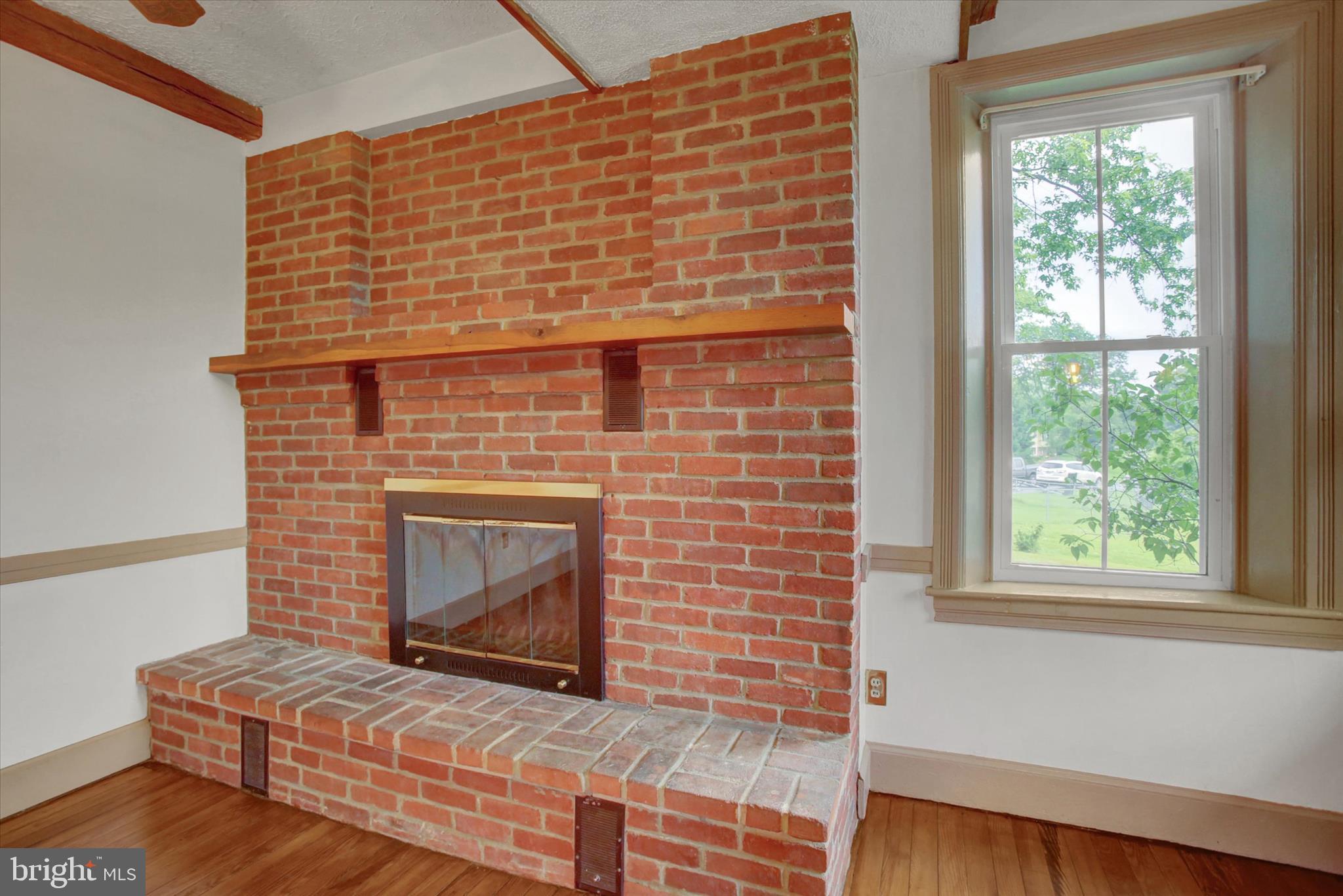 BROOKSIDE - Residential