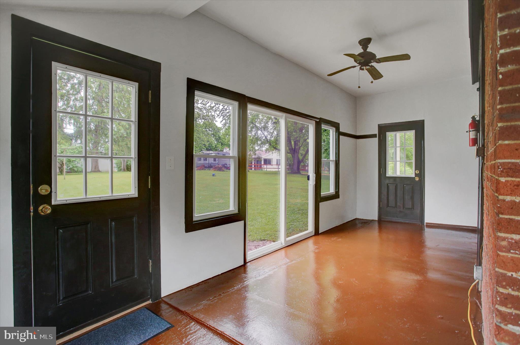 BROOKSIDE - Residential