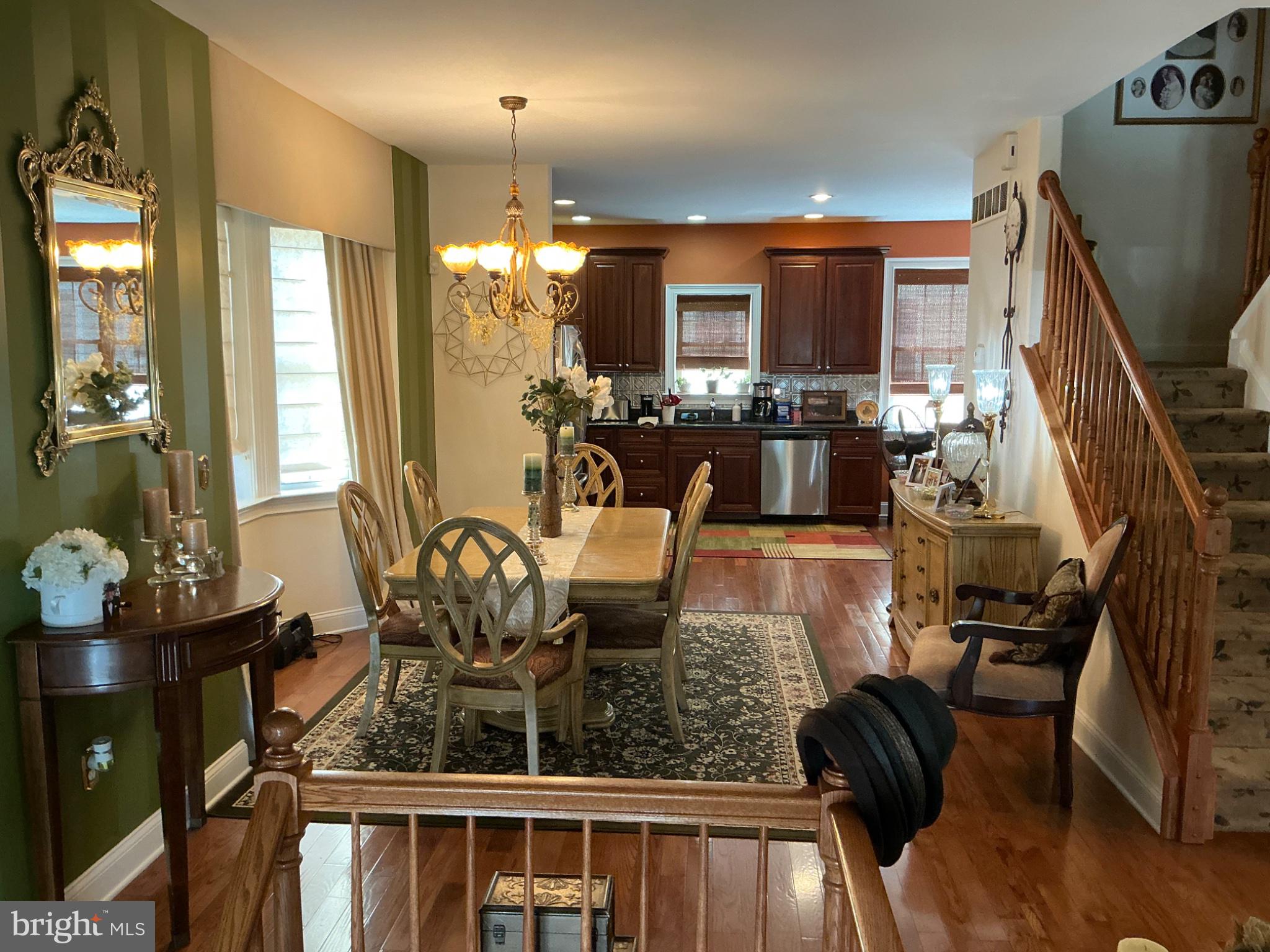 GIRARD ESTATES - Residential