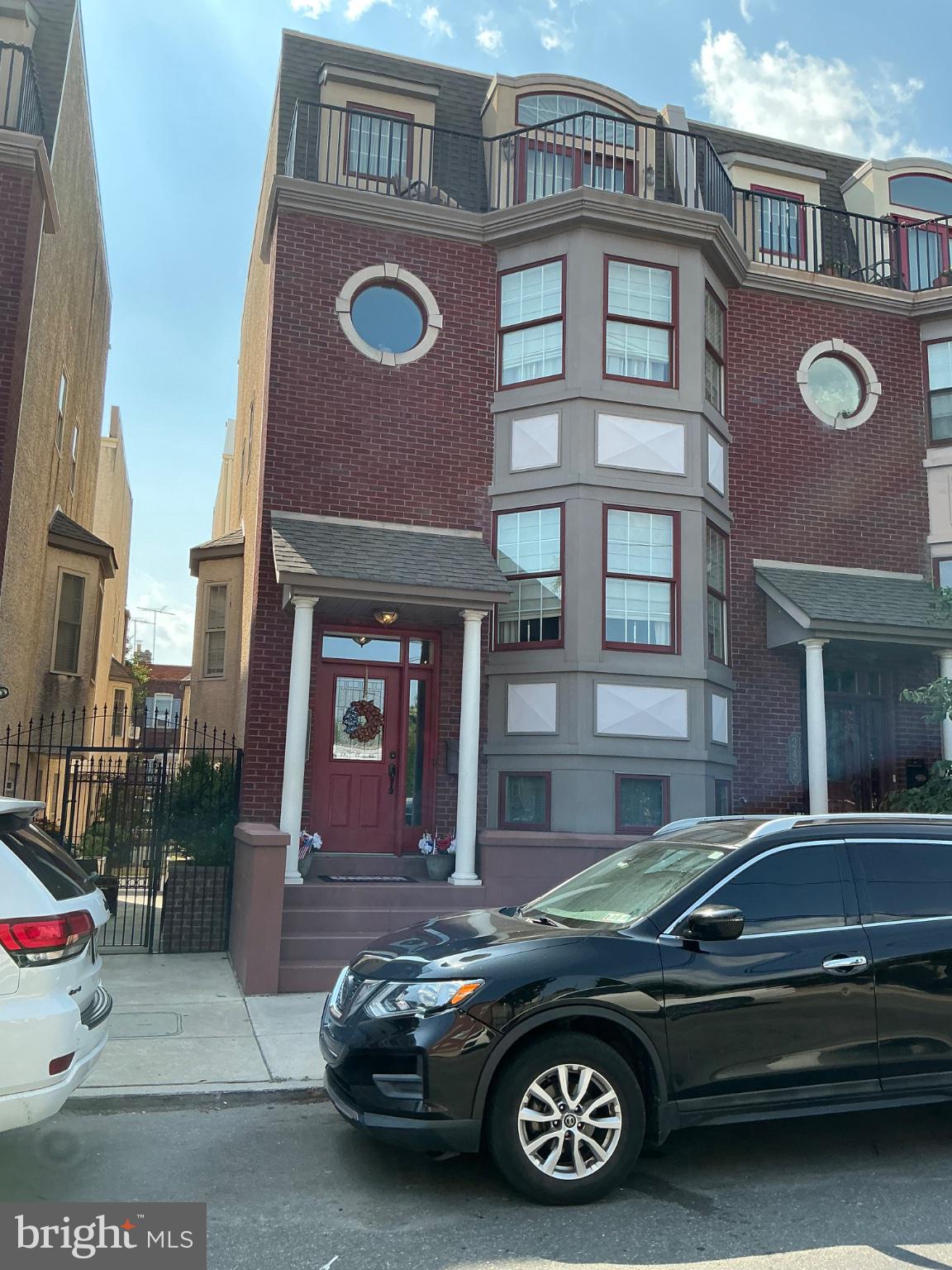 GIRARD ESTATES - Residential