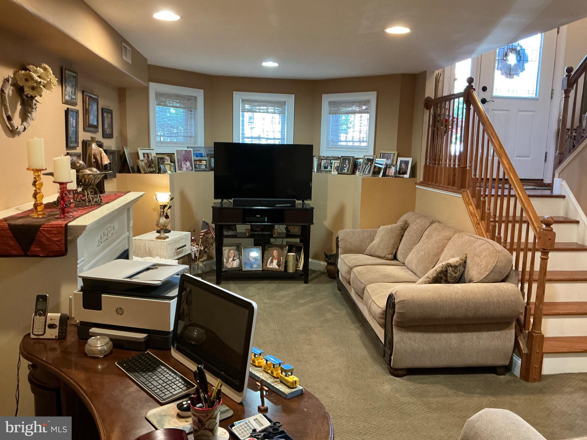 GIRARD ESTATES - Residential