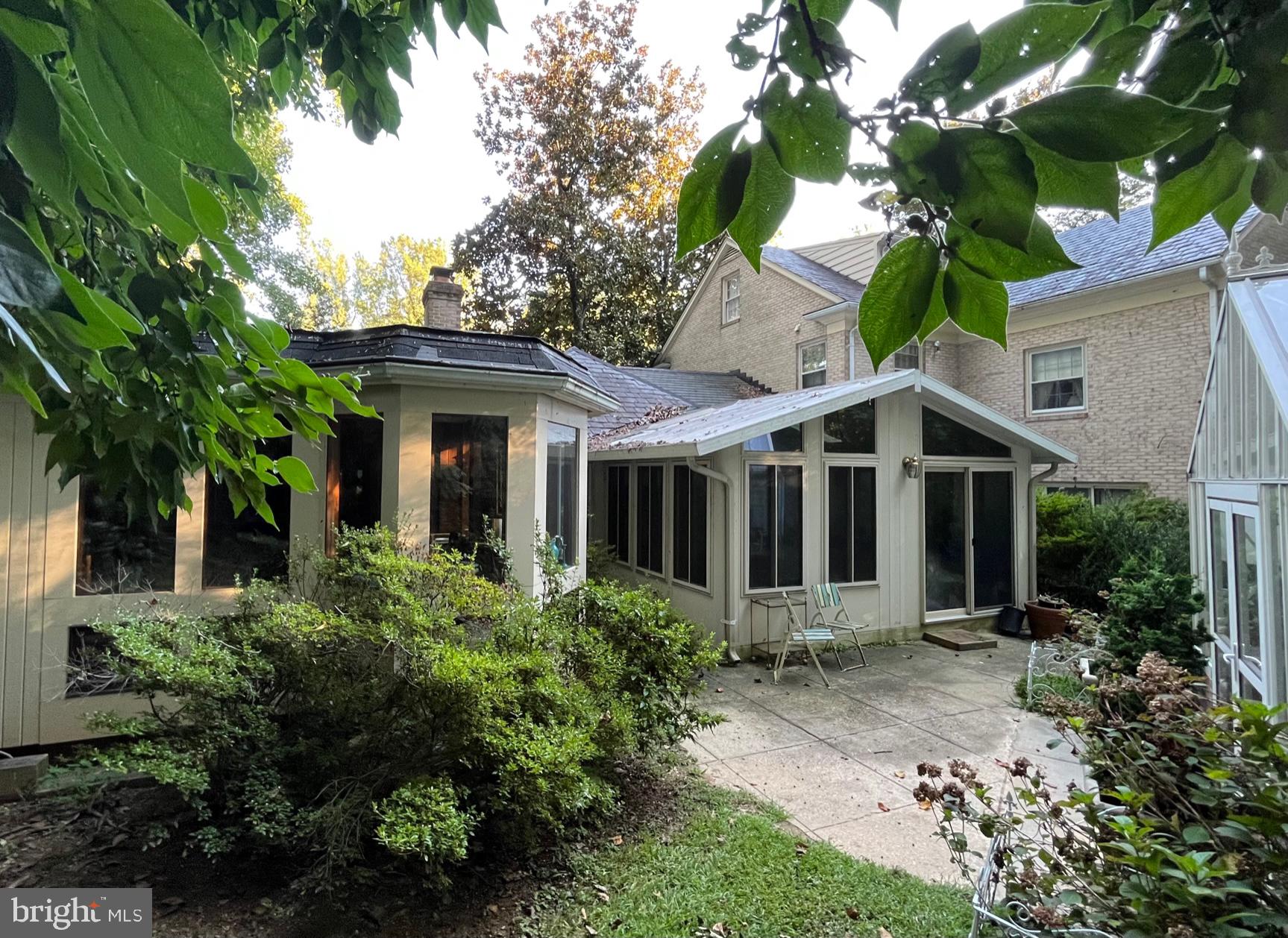 ARROWOOD - Residential