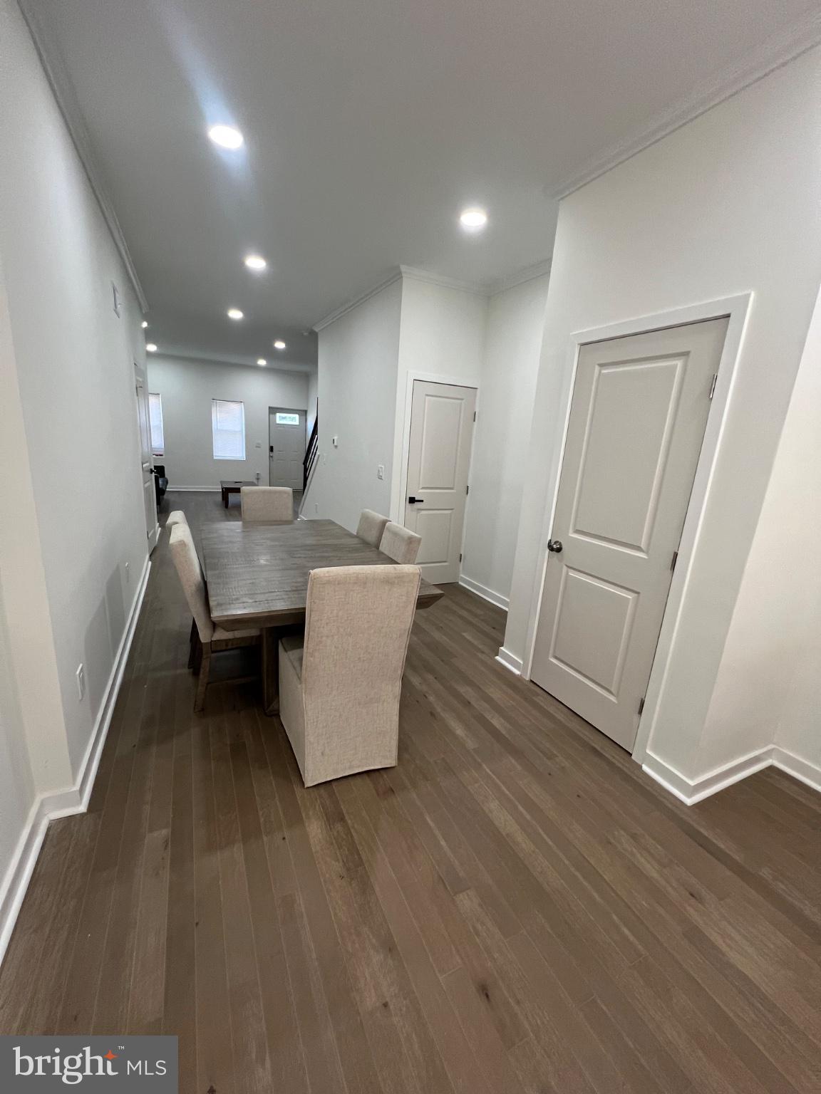 KENSINGTON - Residential