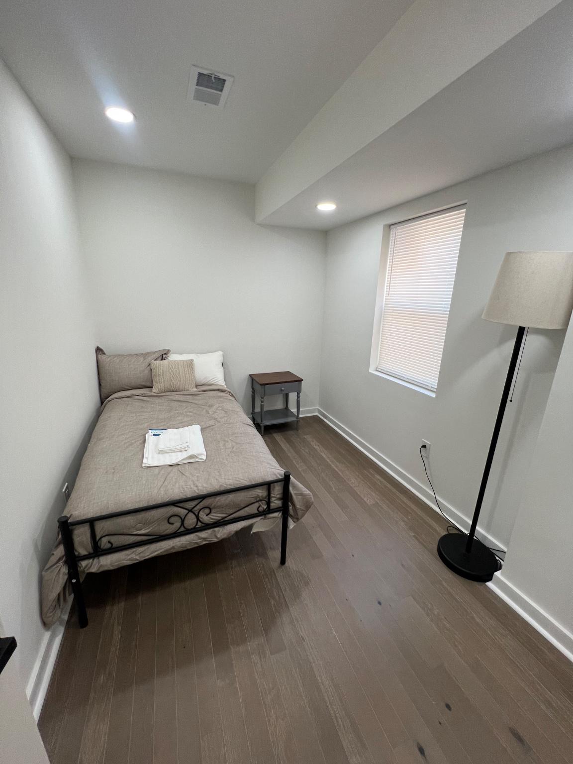 KENSINGTON - Residential