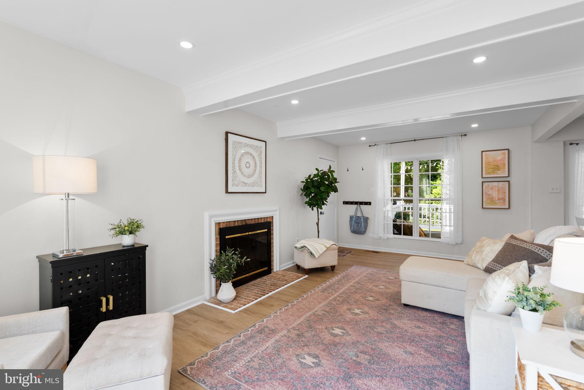 HALLOWELL - Residential