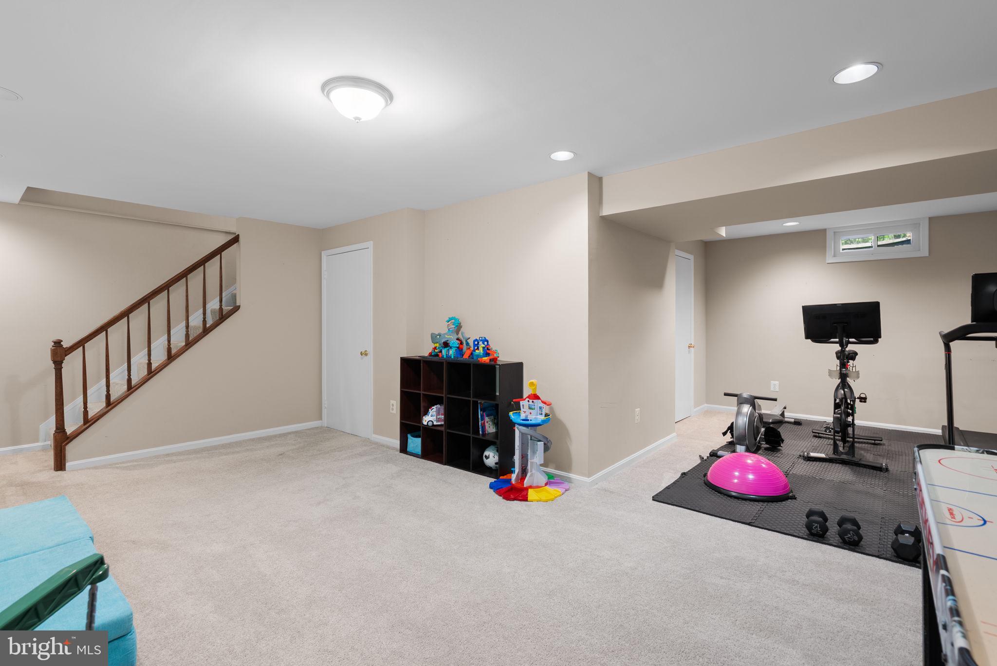HALLOWELL - Residential