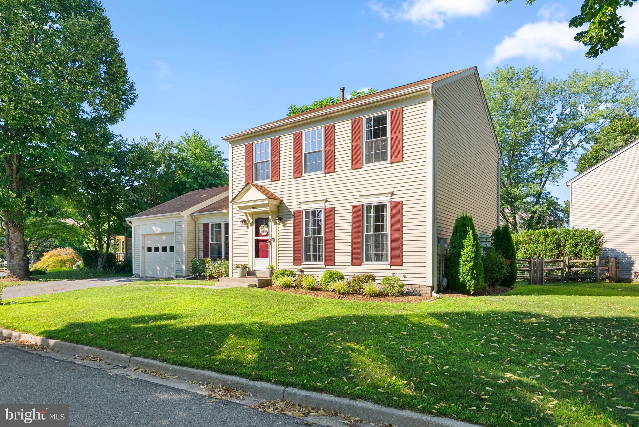 HALLOWELL - Residential