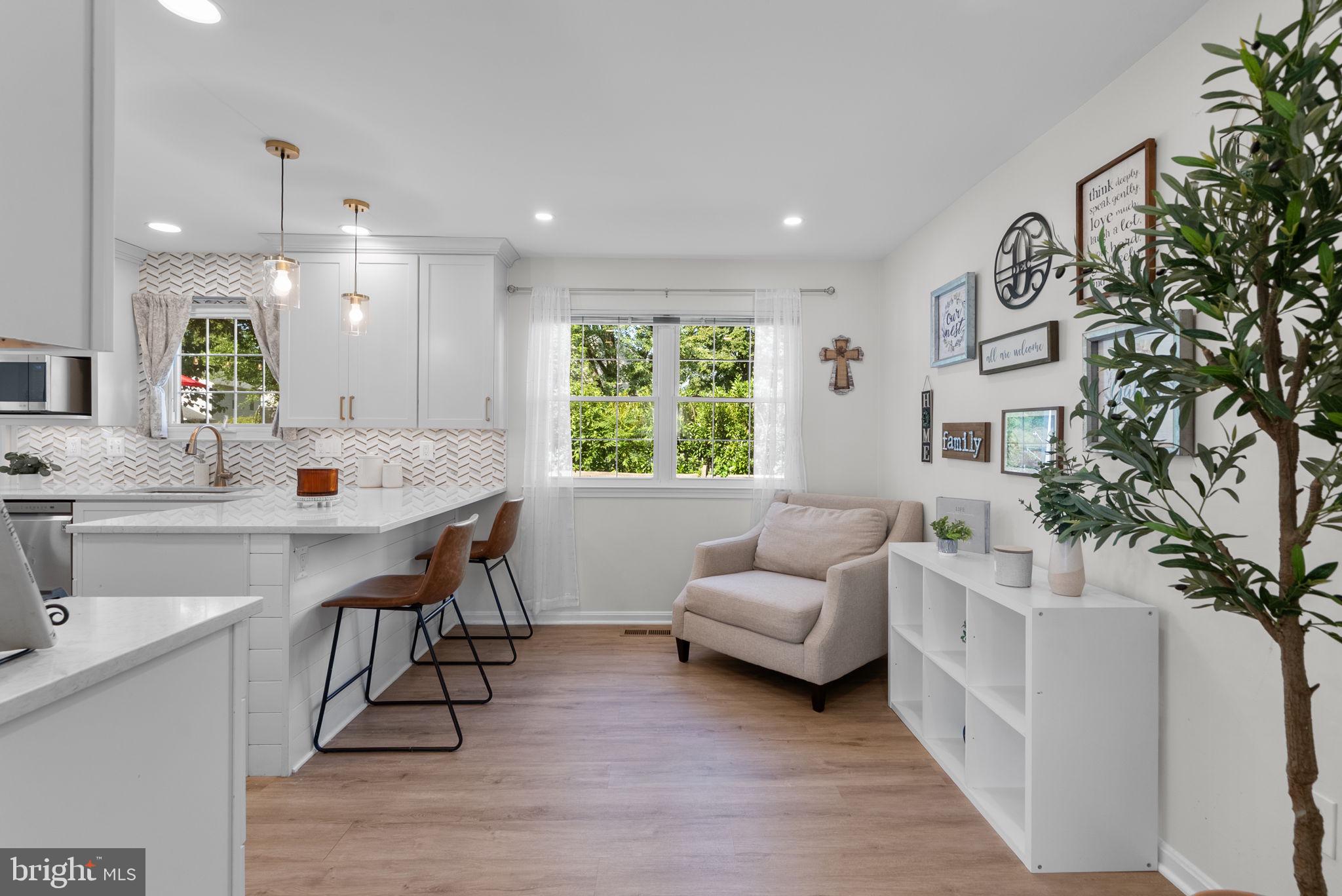 HALLOWELL - Residential